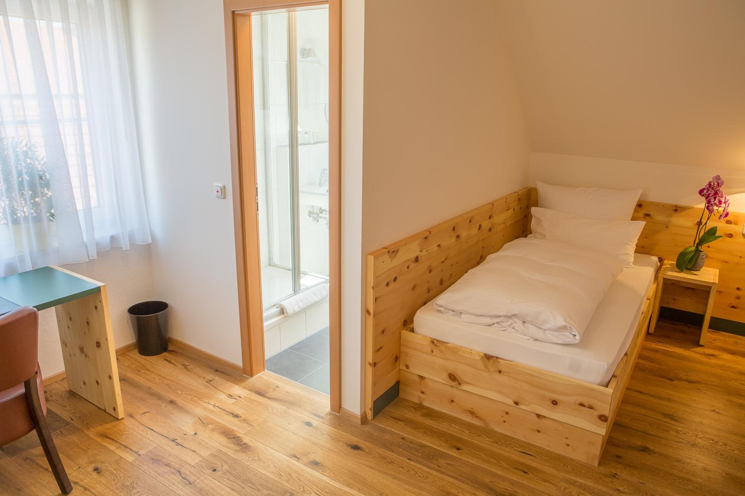 Single Room photo 2