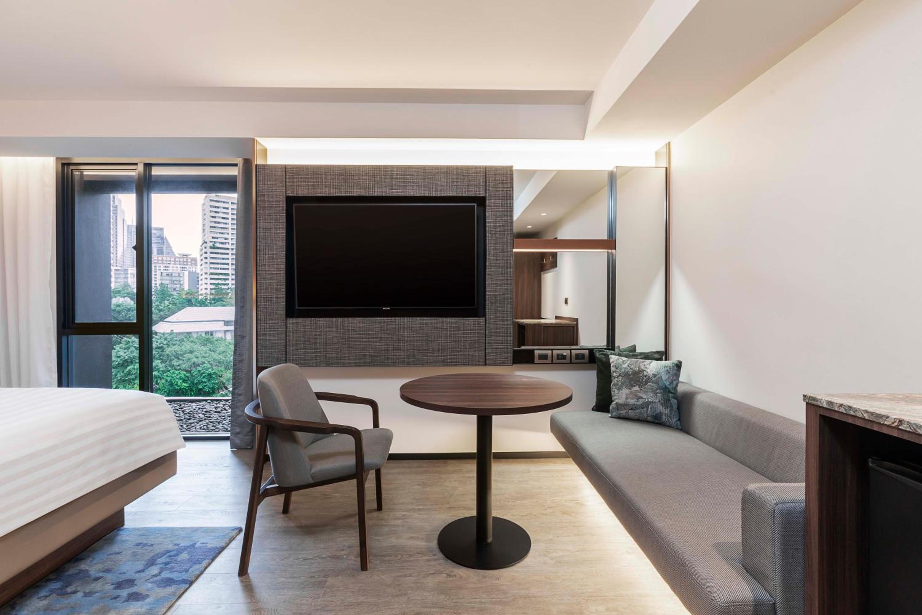 Superior Double Room with City View photo 3