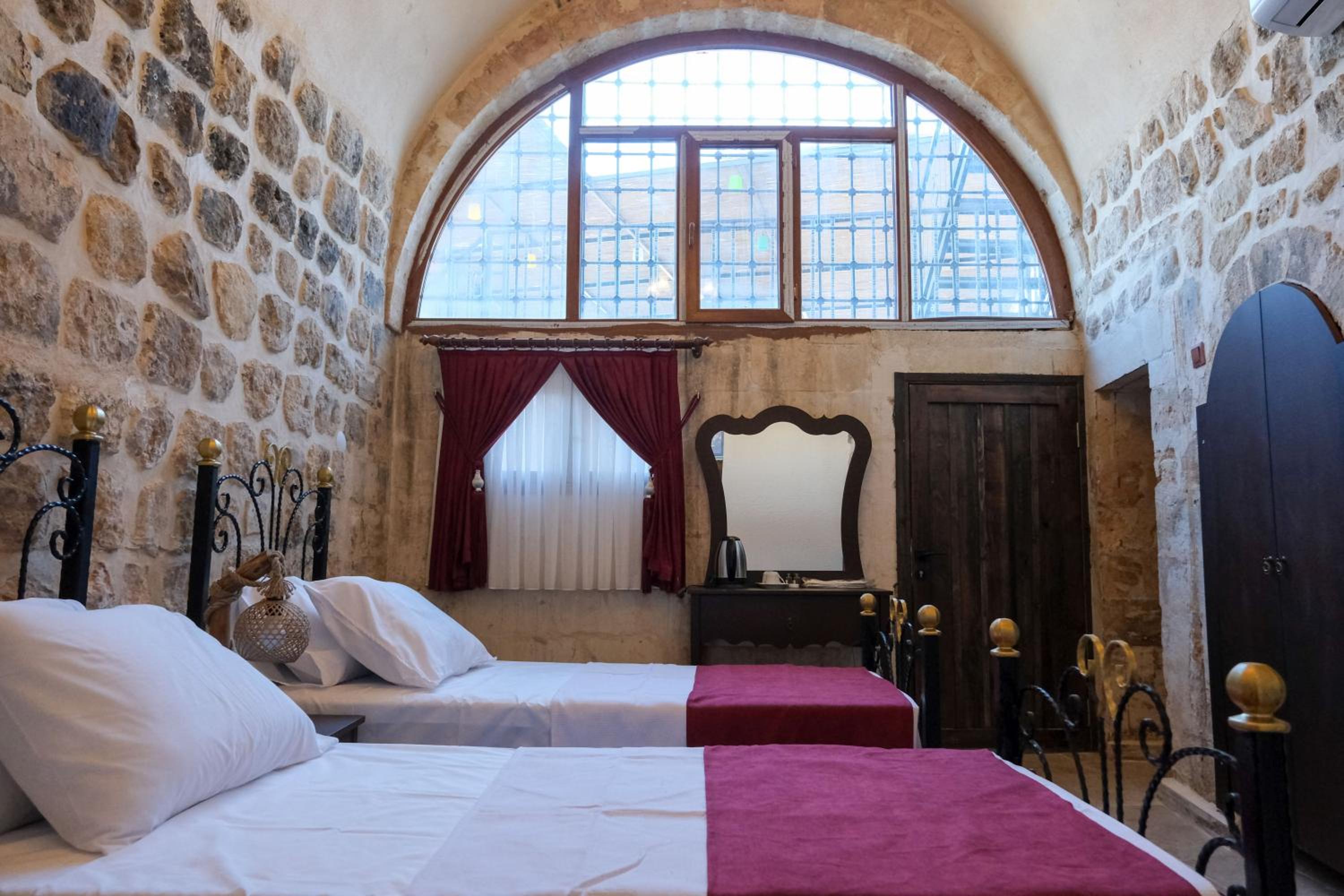 Superior Twin Room - Photo 3
