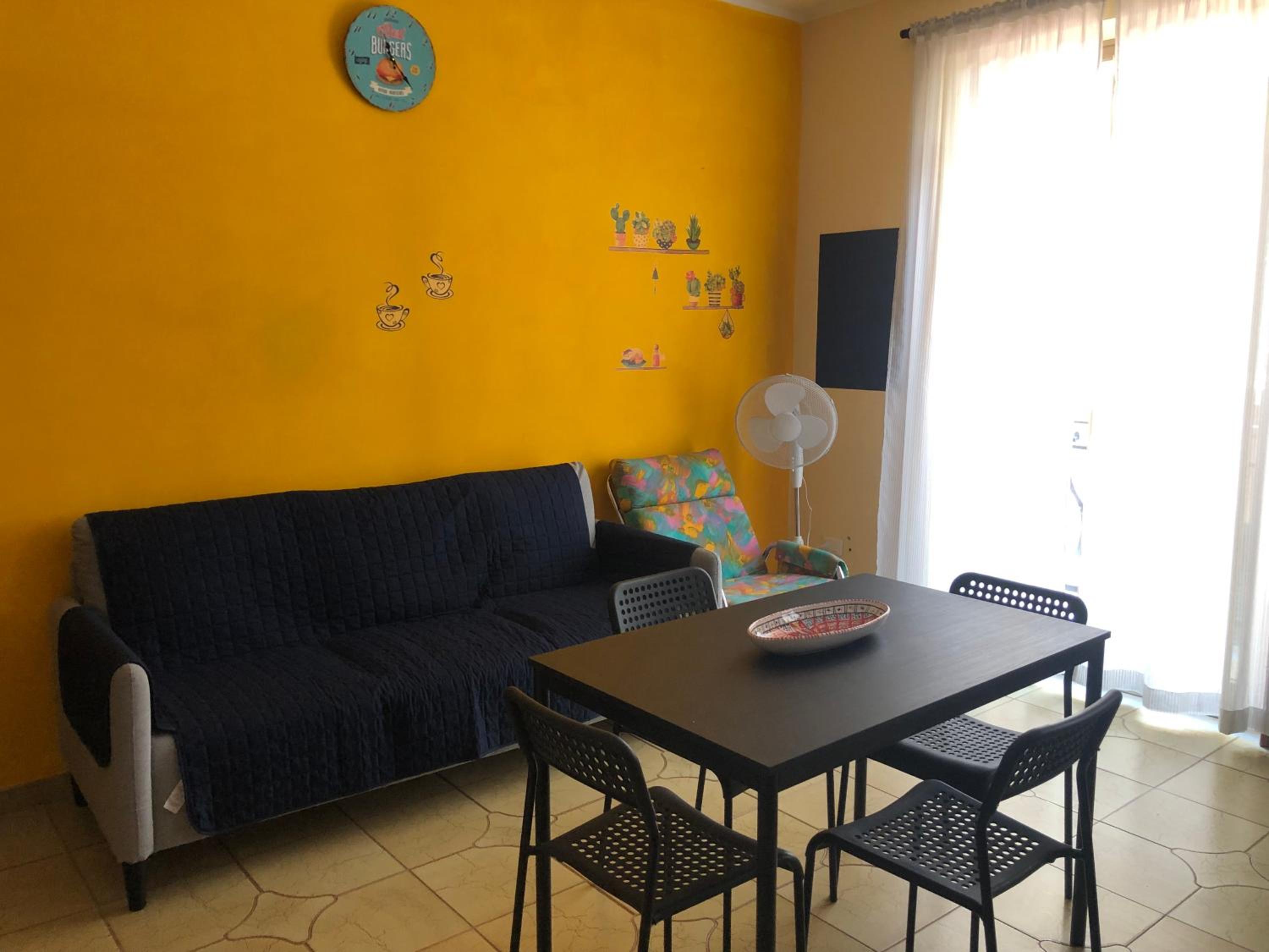 Two-Bedroom Apartment with Balcony photo 2