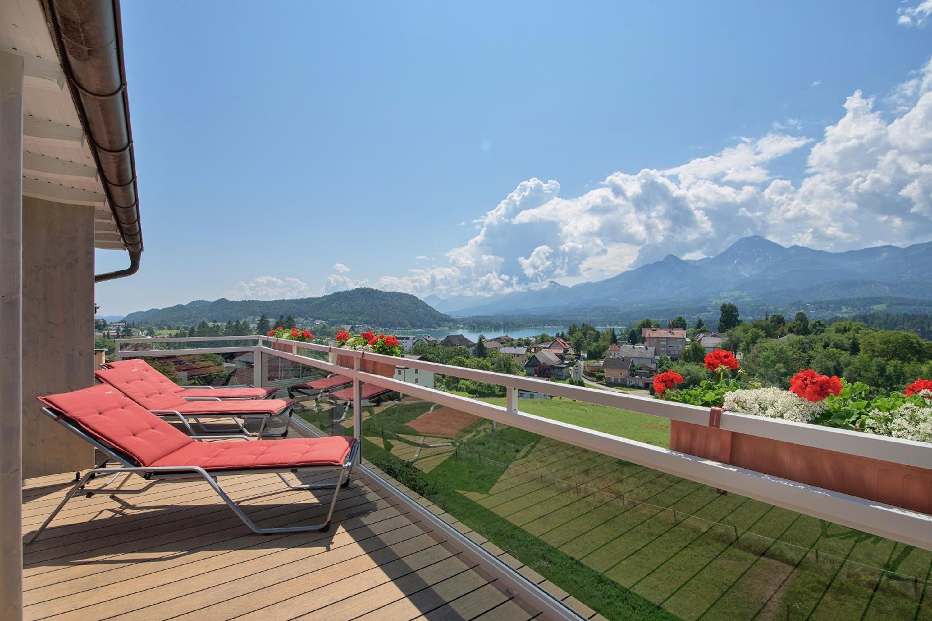 Double Room with Lake View photo 3
