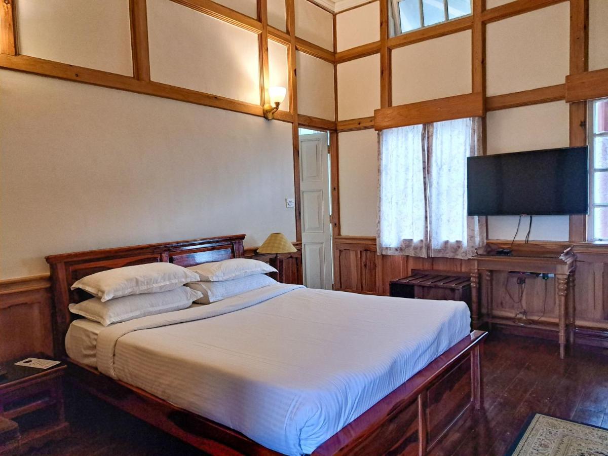 Deluxe Room - Photo 8