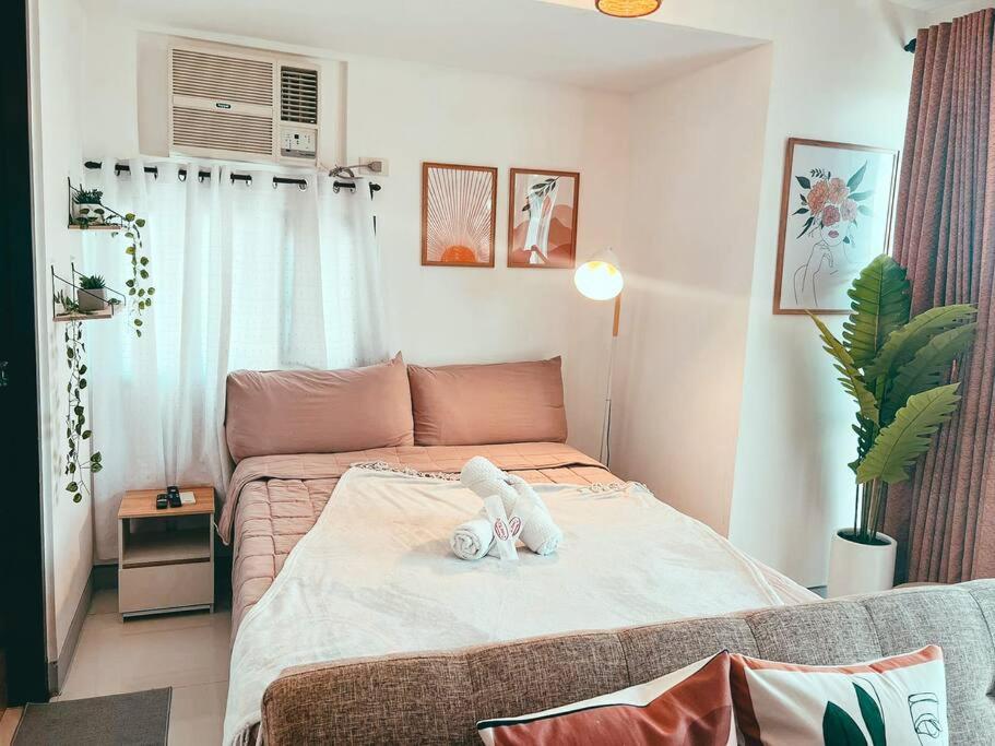 One-Bedroom Apartment - Photo 12