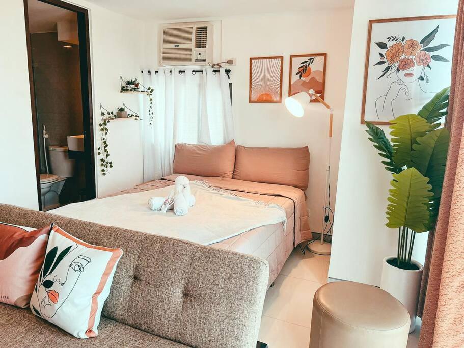 One-Bedroom Apartment - Photo 18