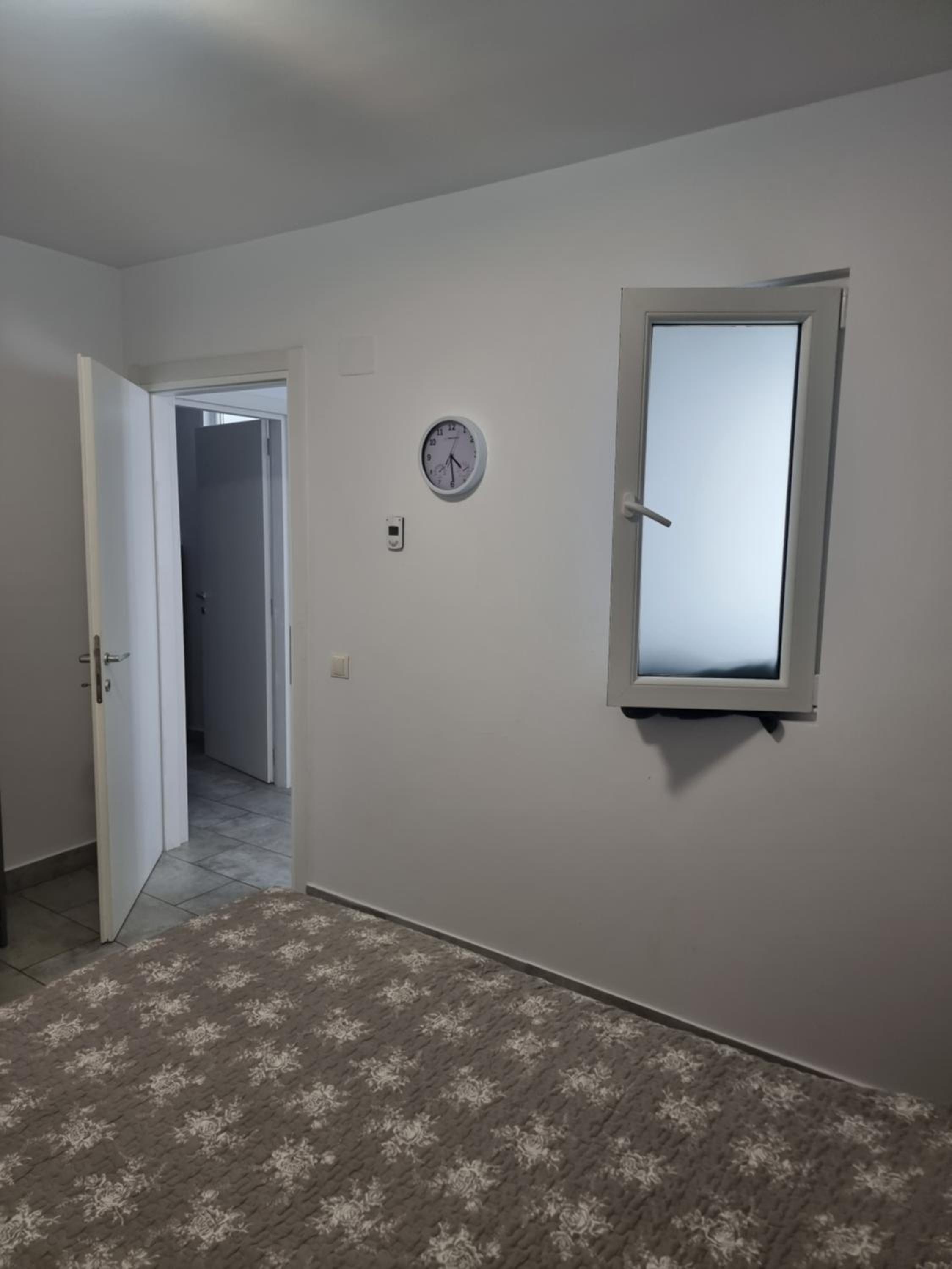 Two-Bedroom Apartment - Photo 7