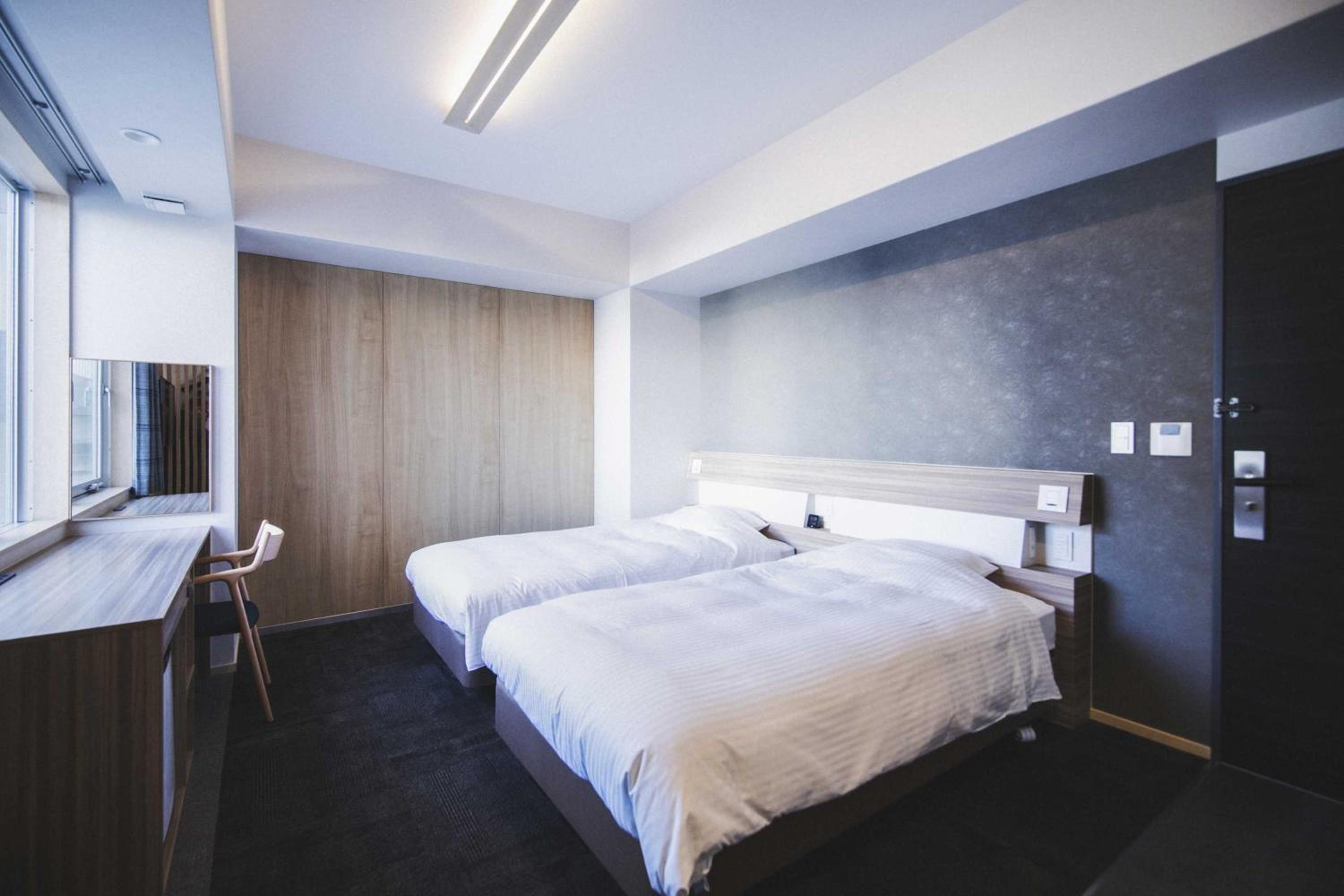 Twin Room - Non-Smoking - New Wing photo 1