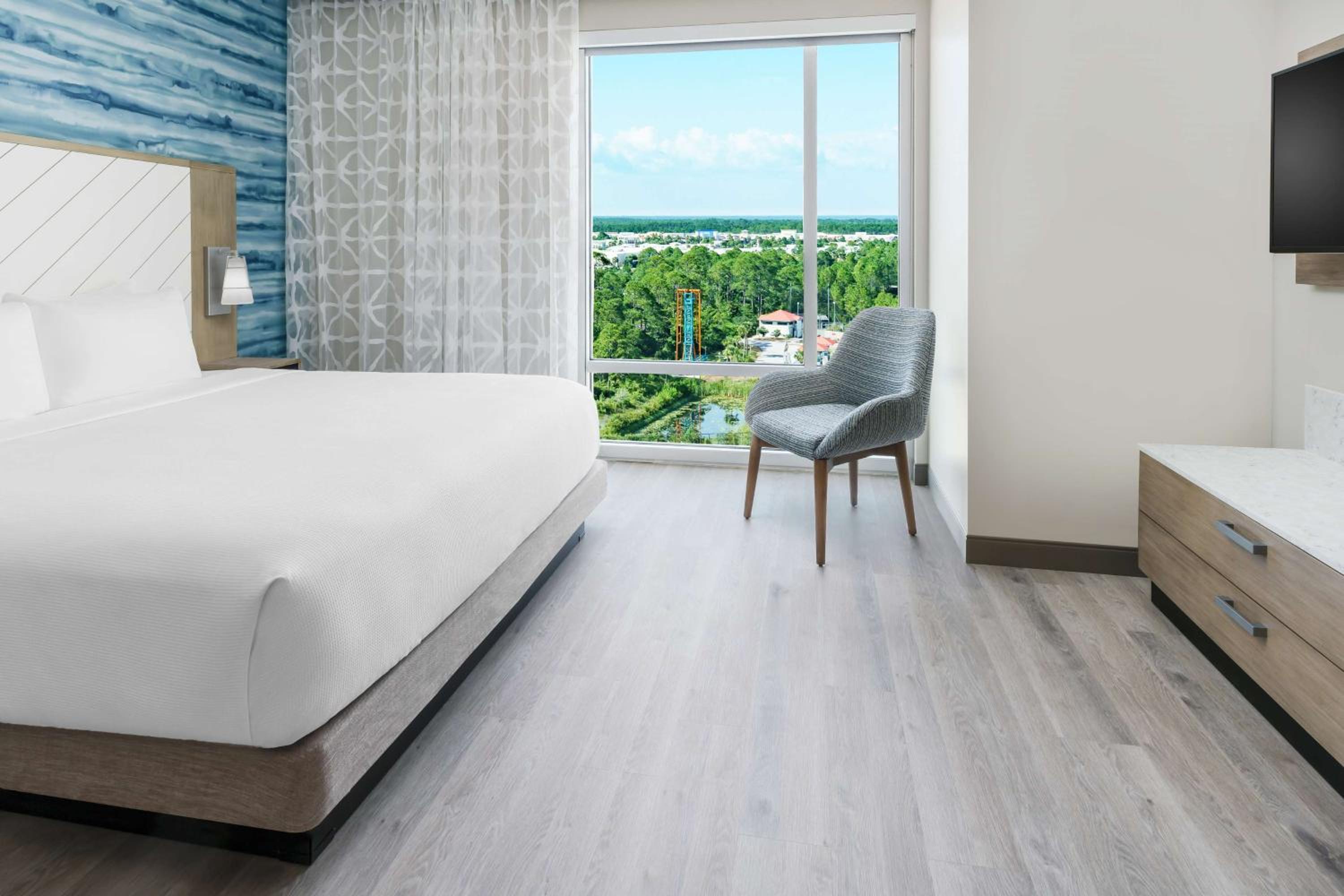 Specialty King Room with Bunk Beds and Sofa Bed - Photo 1