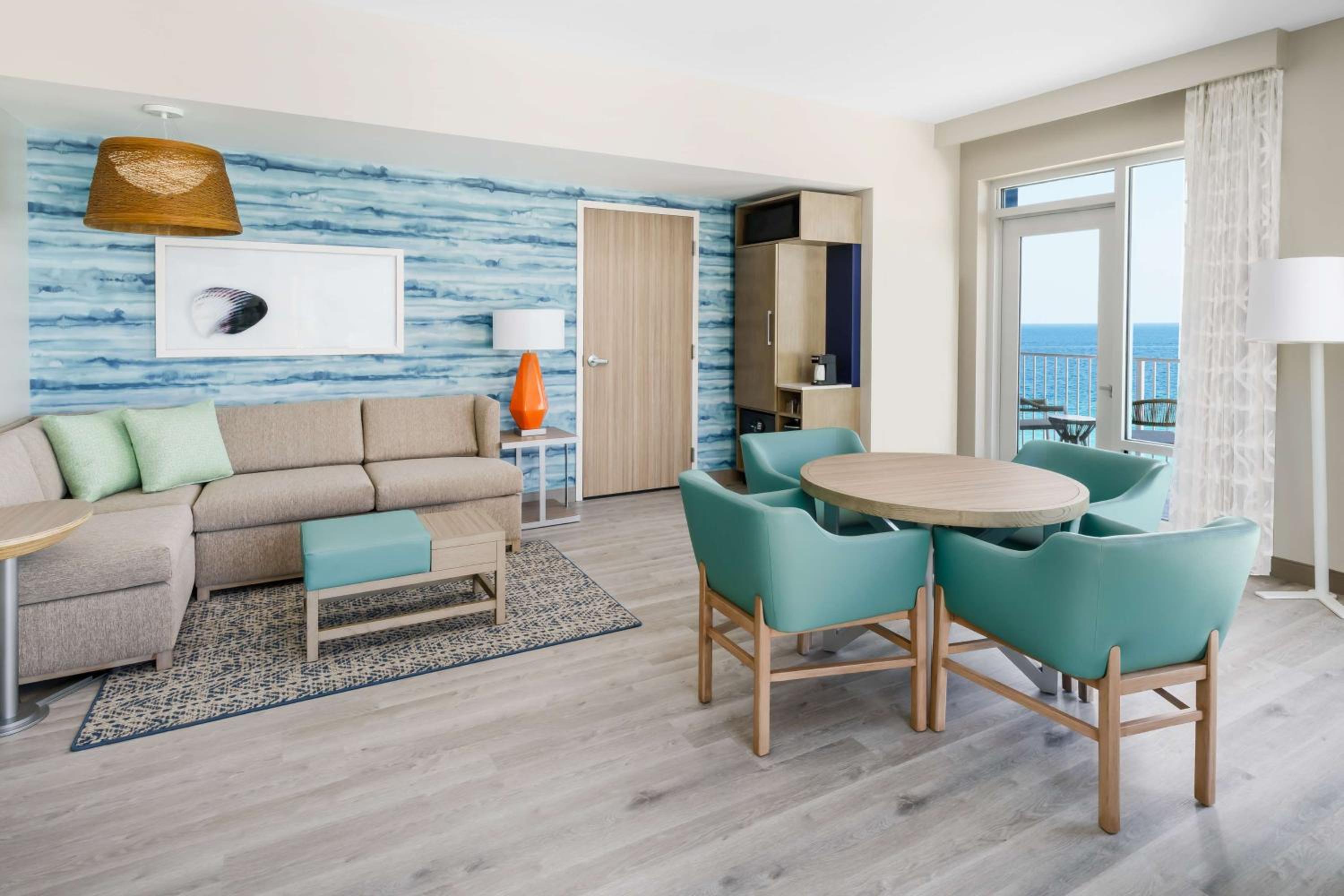 One-Bedroom King Suite with Balcony and Gulf View - Photo 6