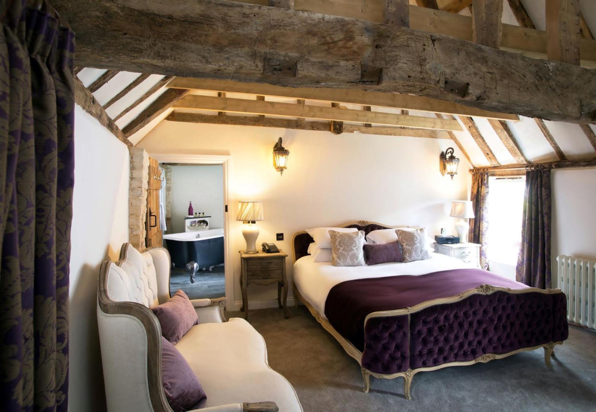 Superior King Room photo 2