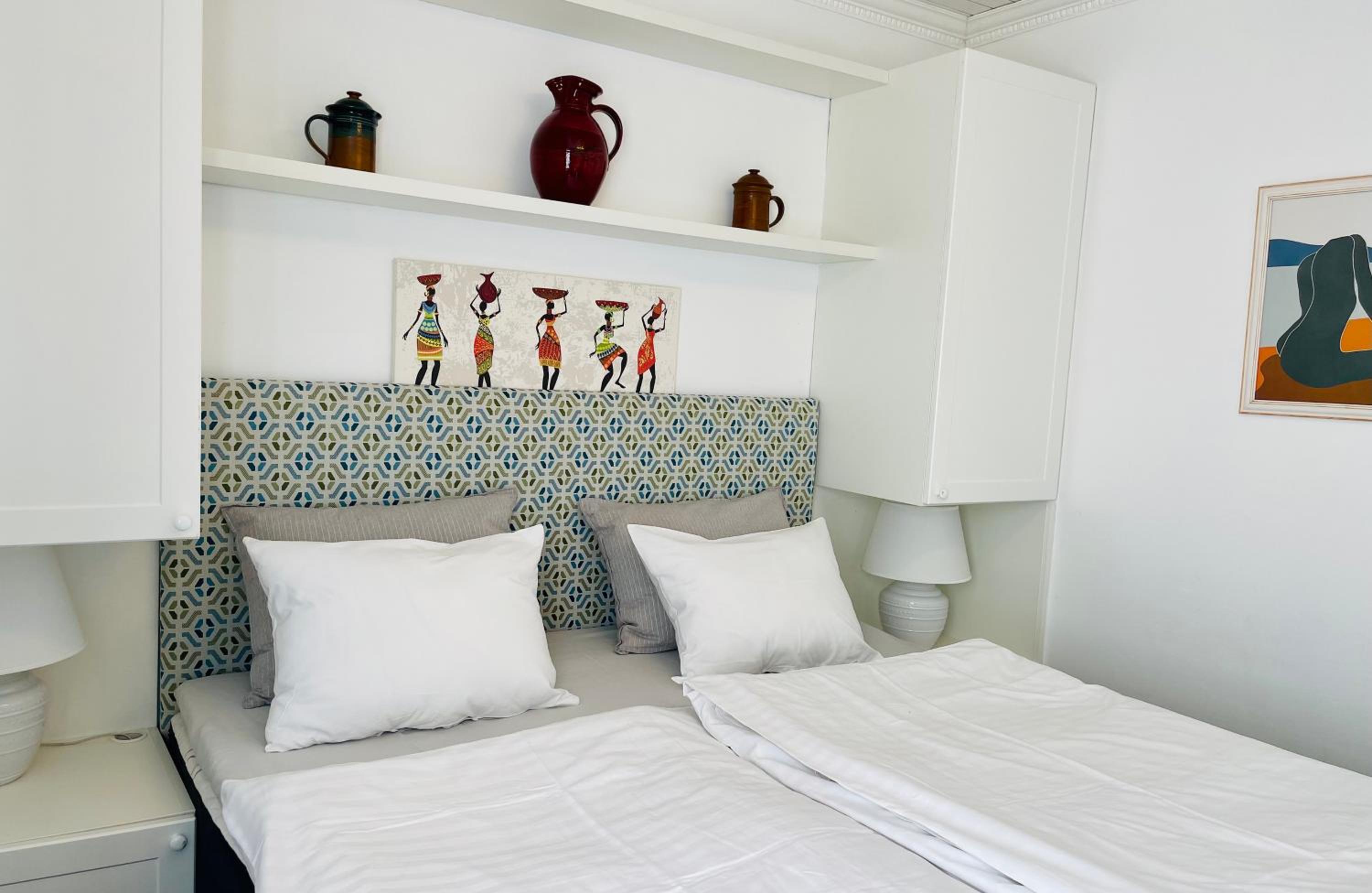 Double or Twin Room with Shared Bathroom photo 2