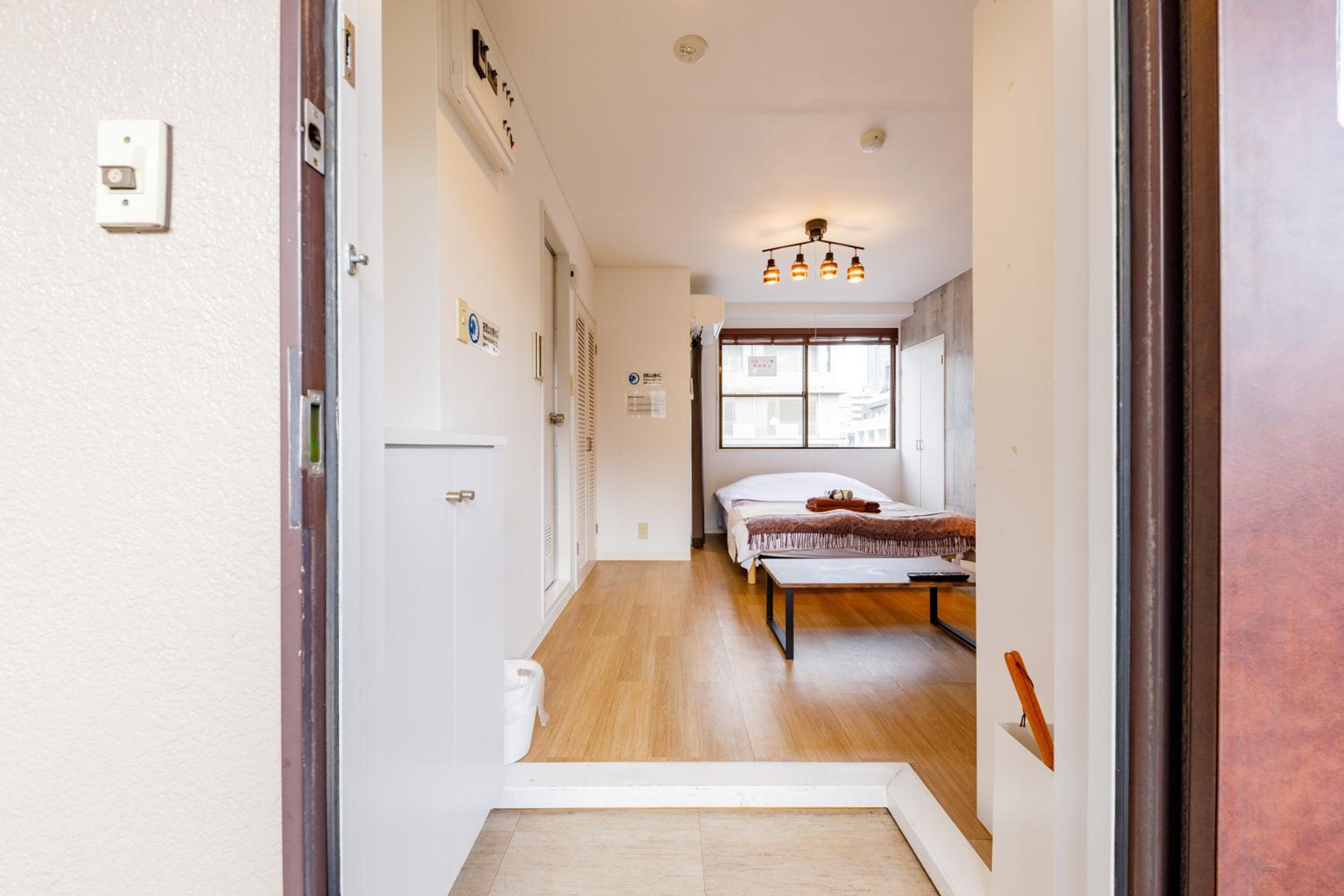 One-Bedroom Apartment photo 2