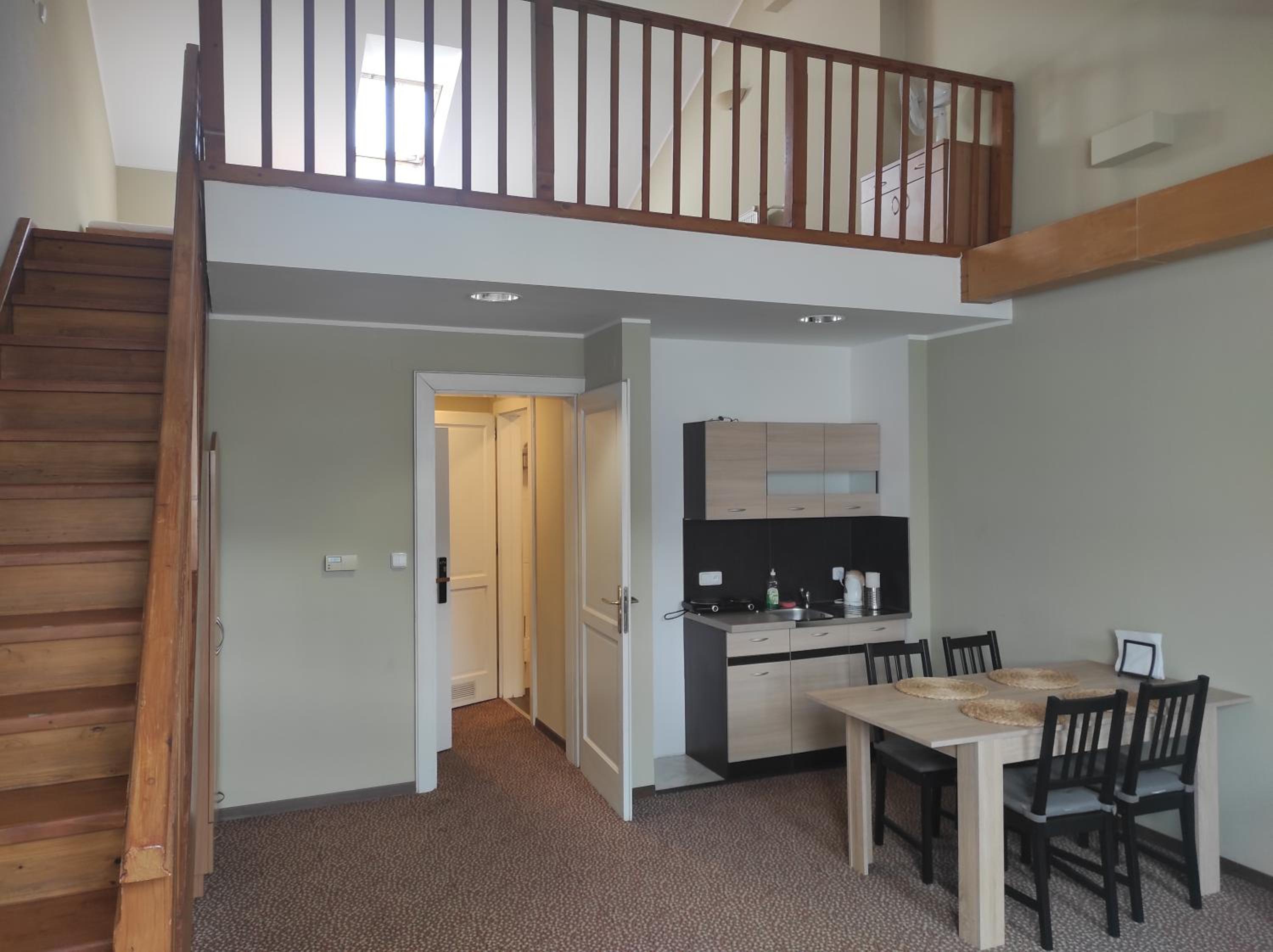 Deluxe Apartment