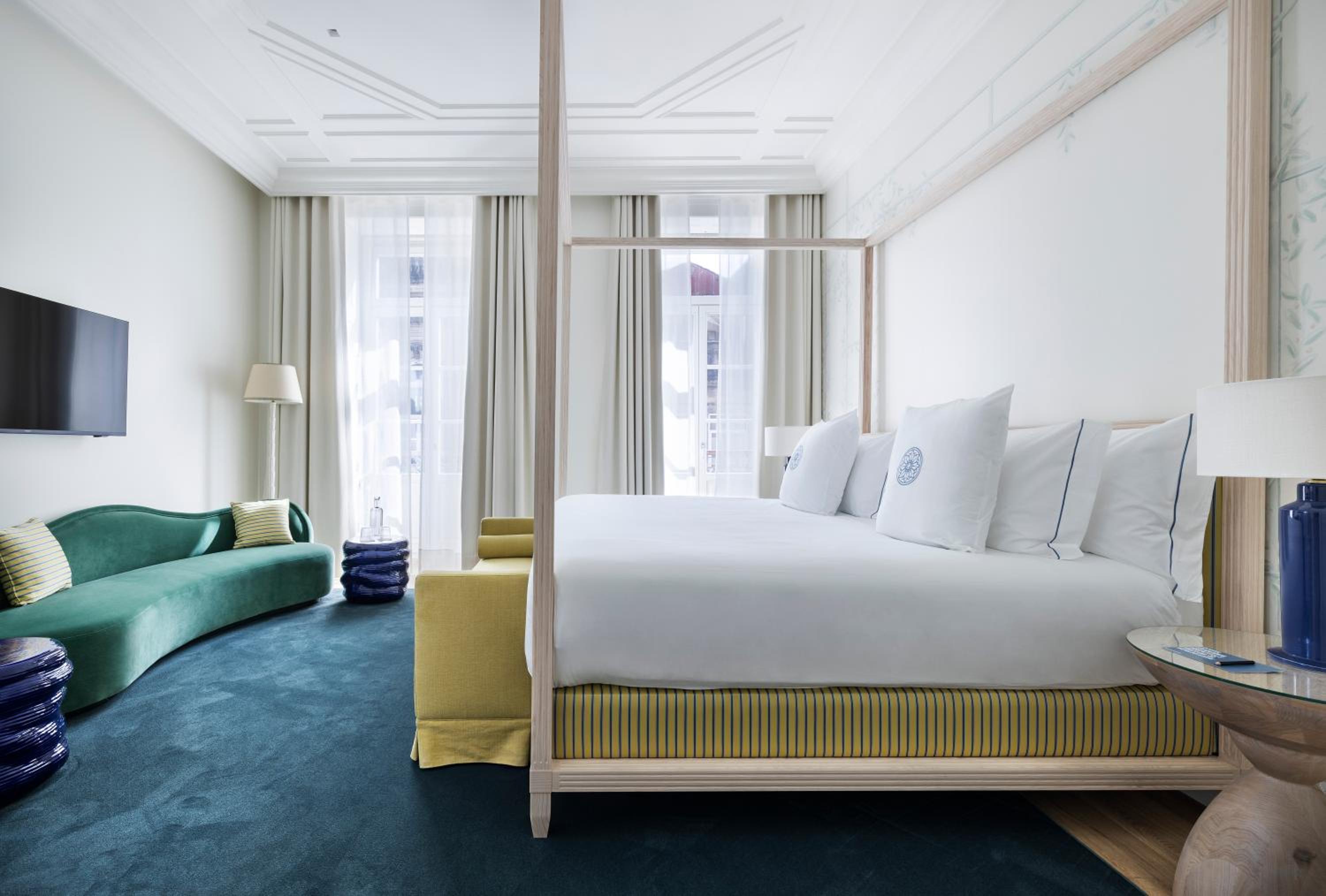 Superior Double Deluxe Room photo 2