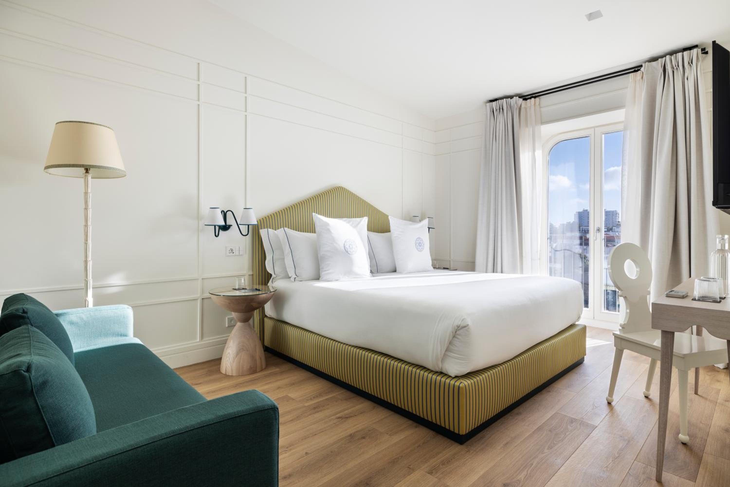 Deluxe Double Room - Photo 3