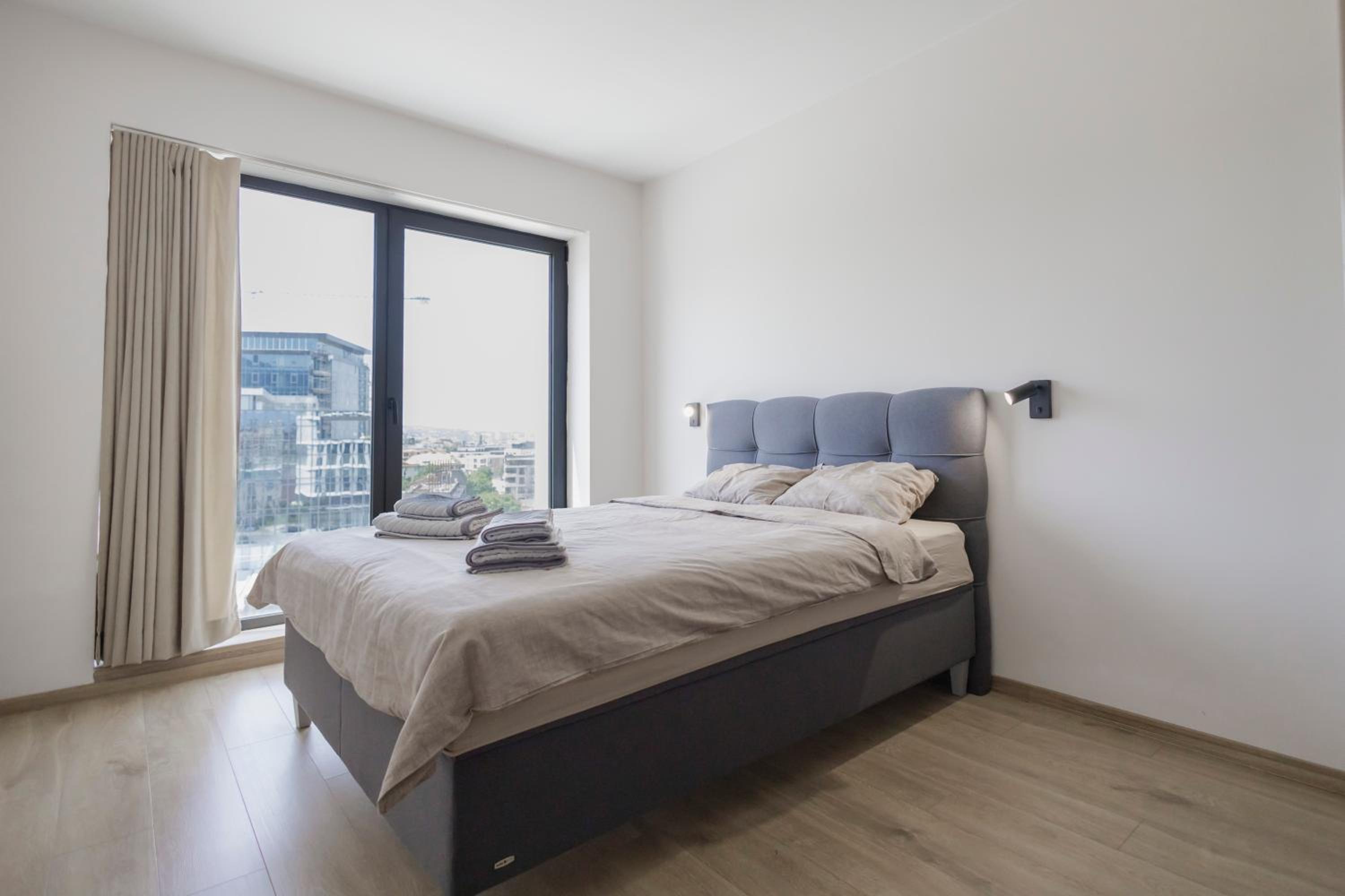 One-Bedroom Apartment - Photo 24