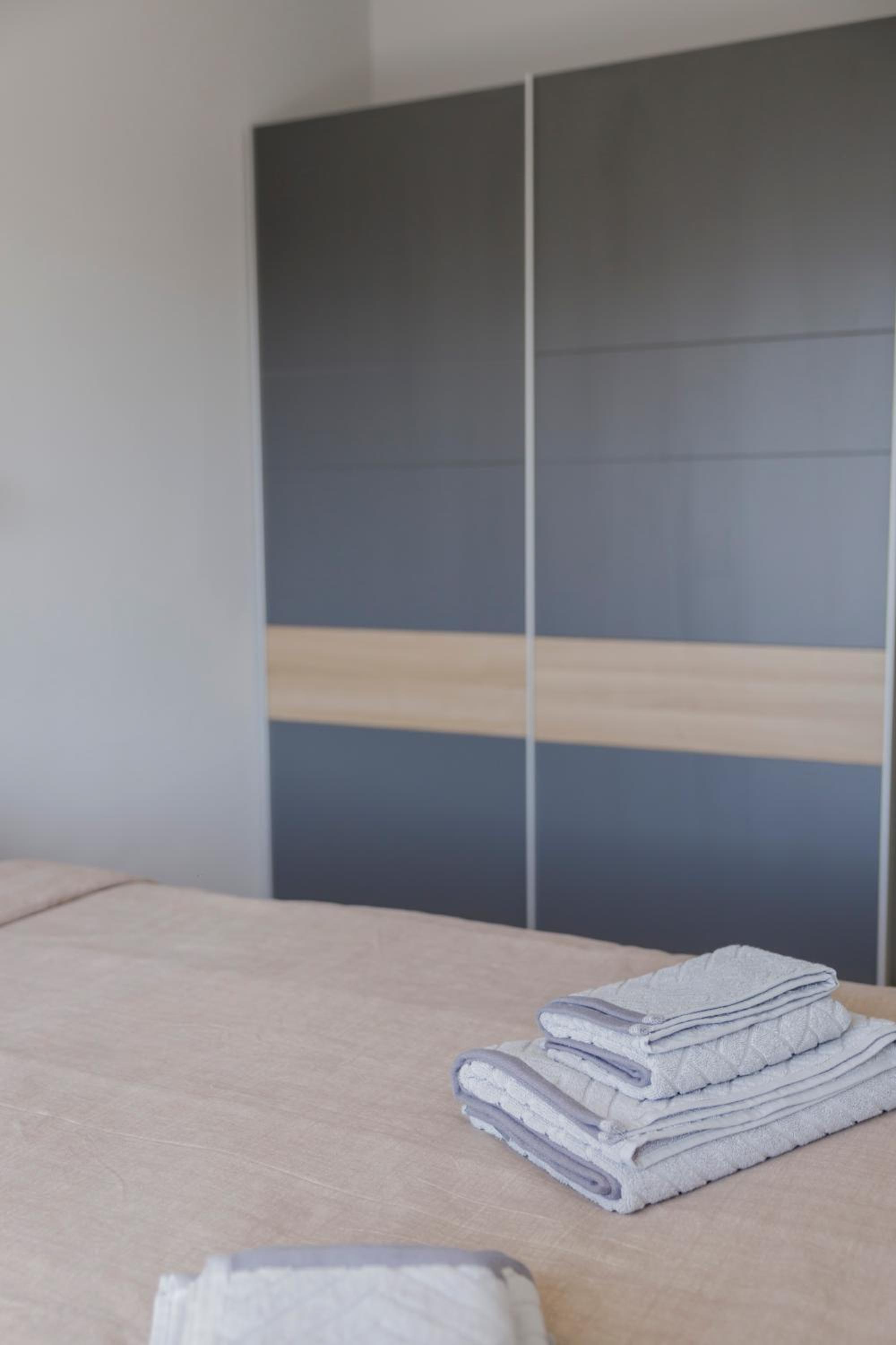 One-Bedroom Apartment - Photo 21