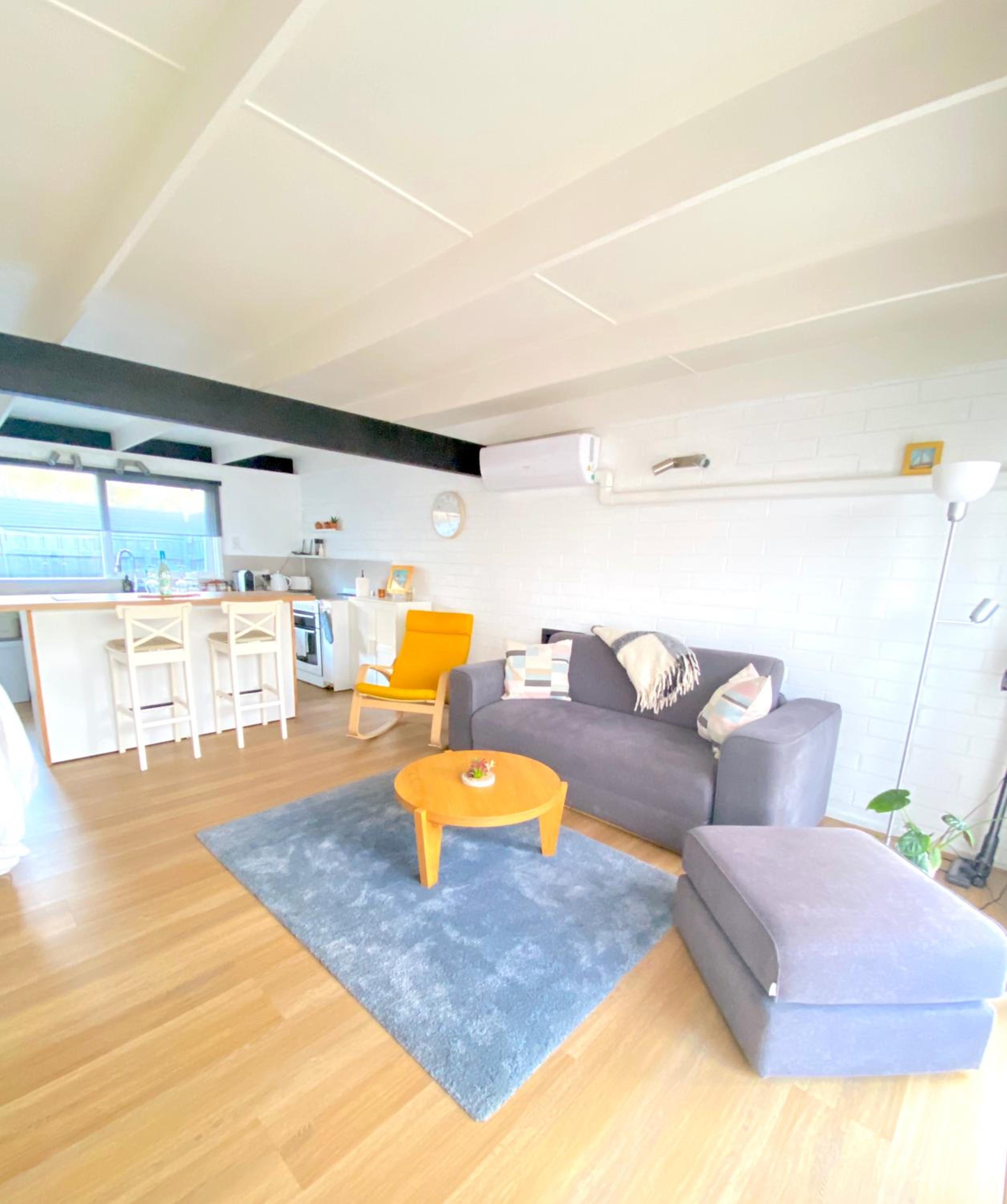 One-Bedroom House photo 1