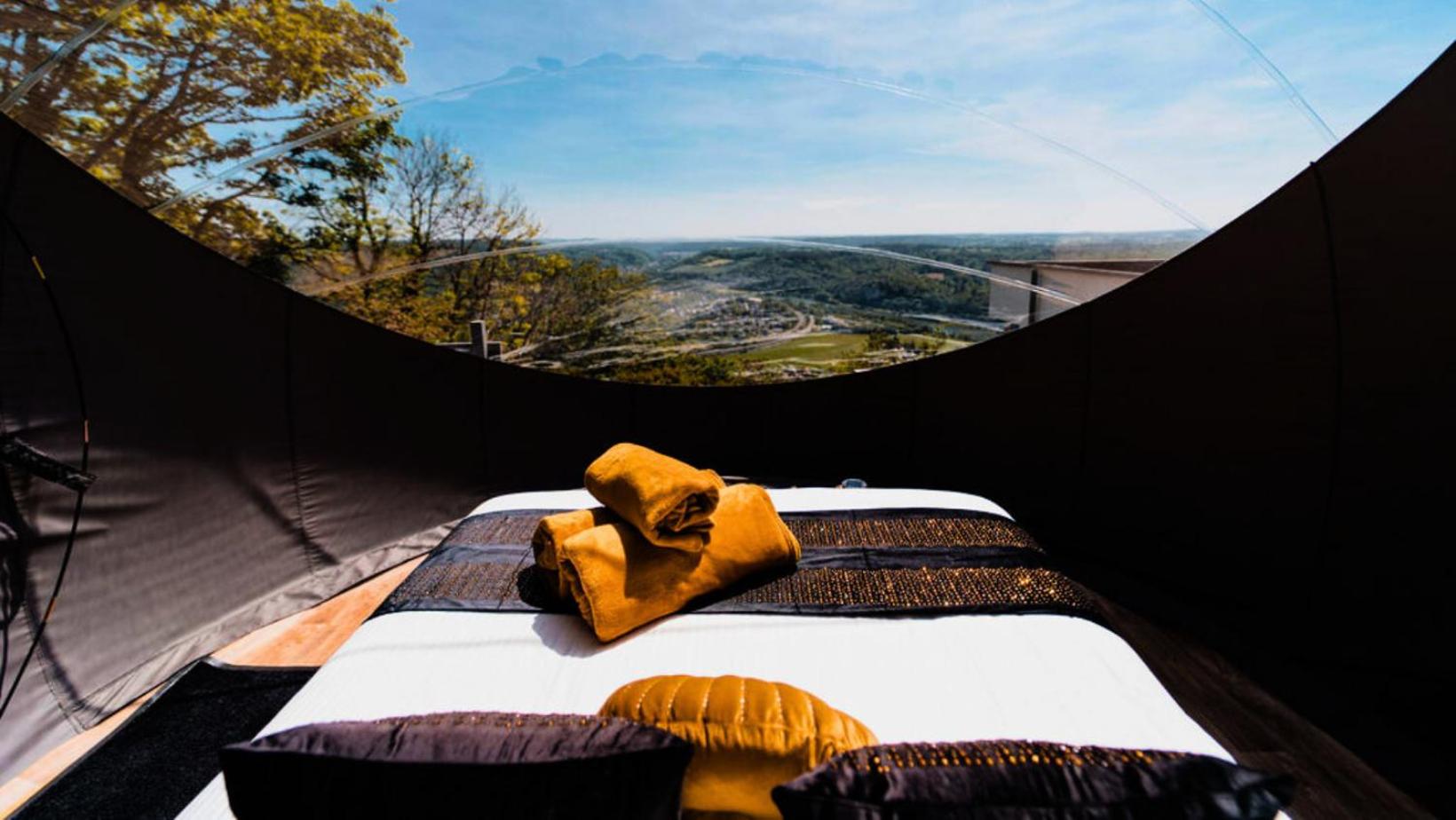 Double Room with Balcony and Sea View