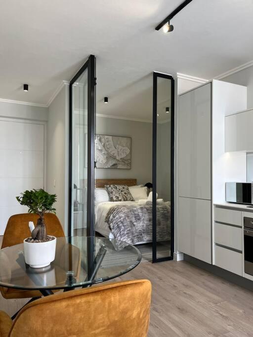 One-Bedroom Apartment - Photo 10