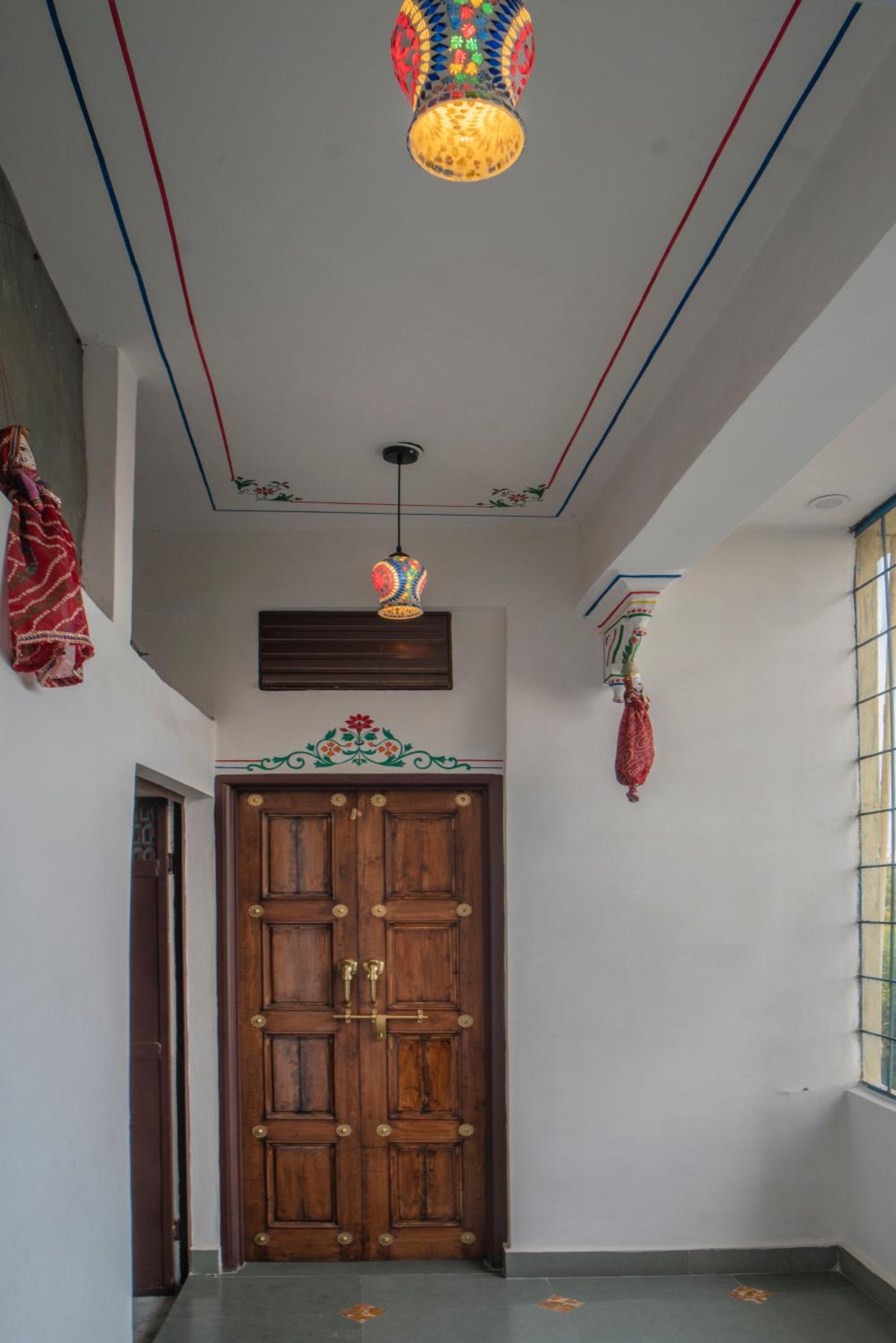 Family Room - Photo 6