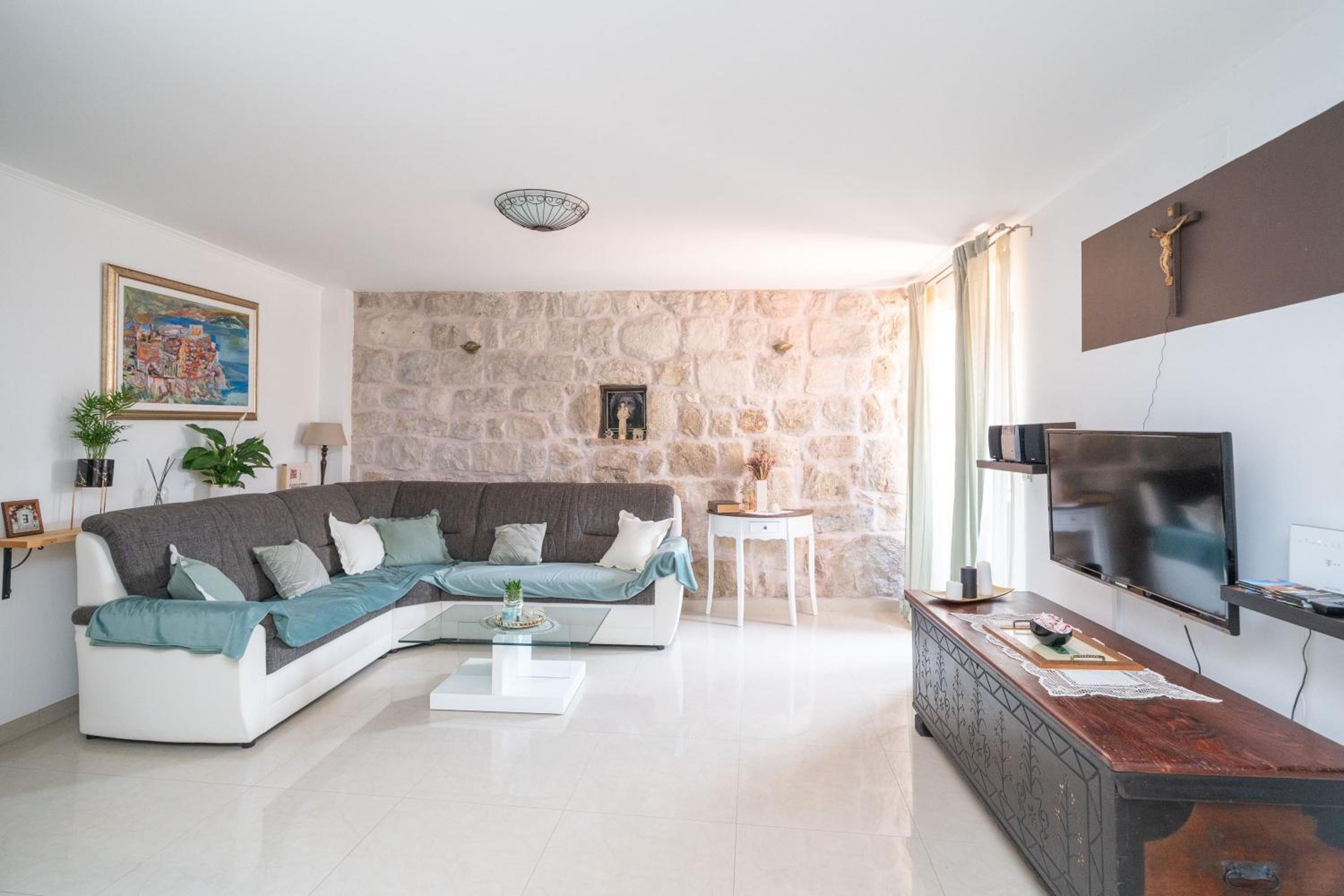 Three Bedroom holiday home 