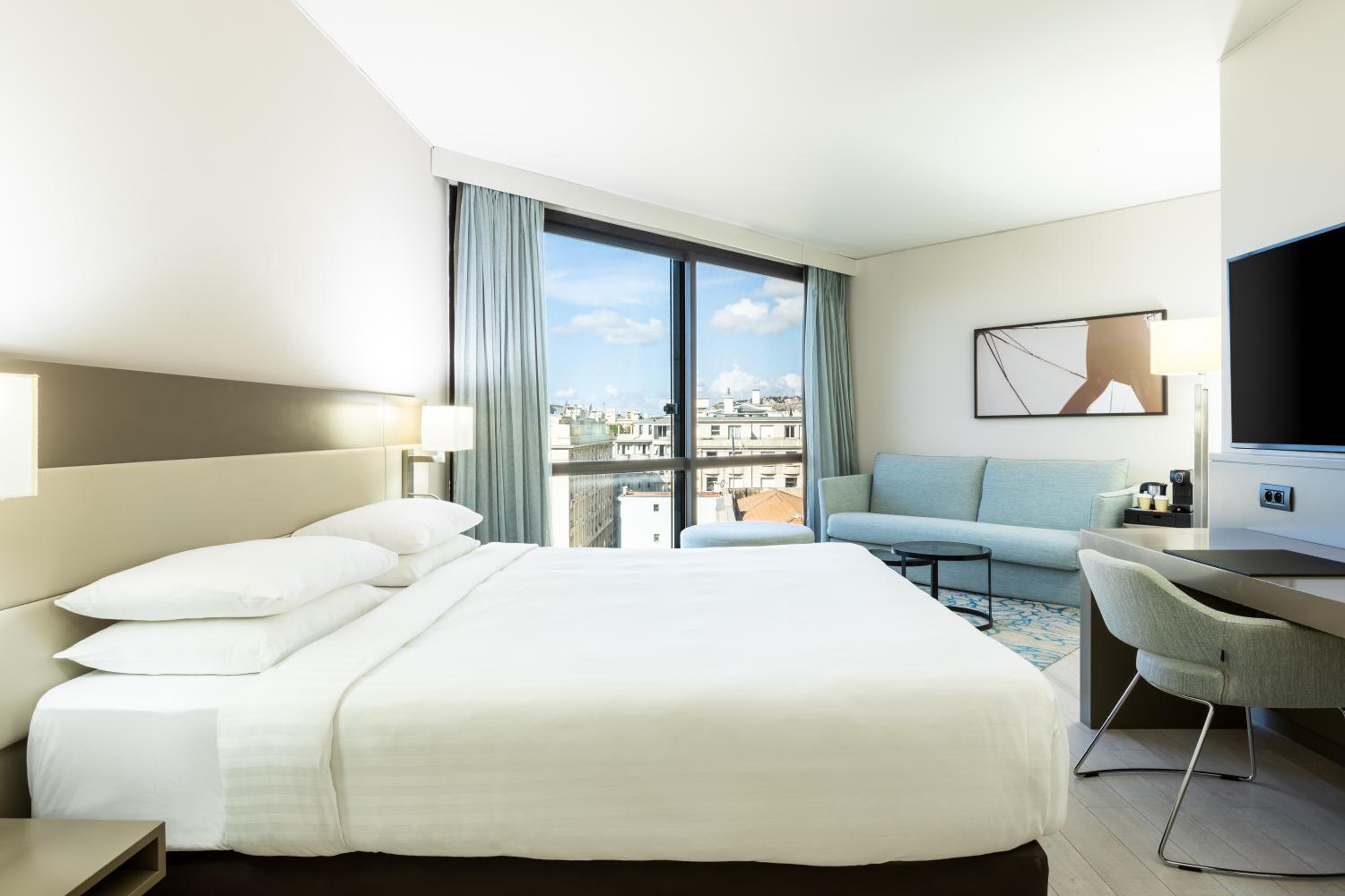 Junior Suite with Sea View - Photo 1