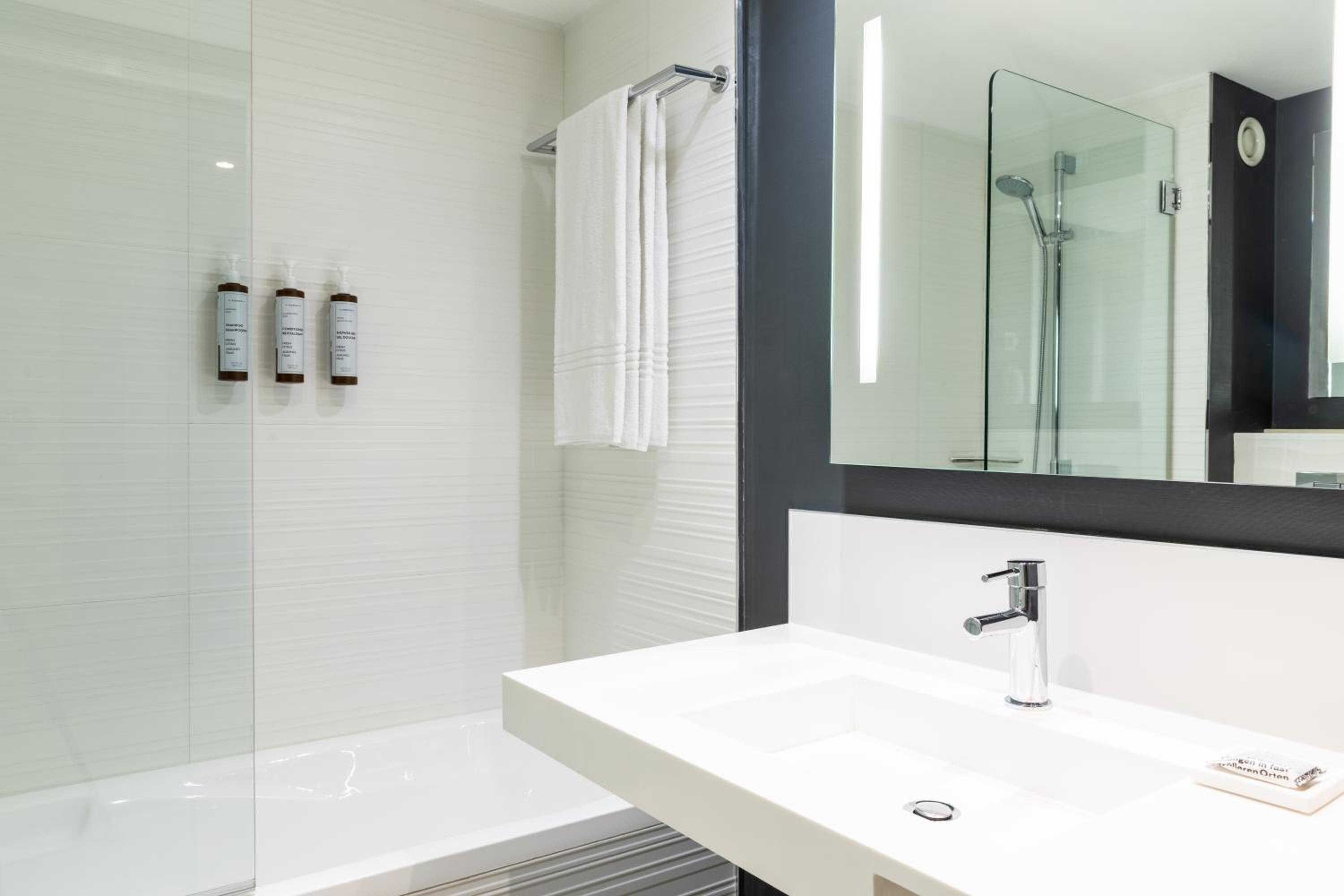 Junior Suite with Sea View - Photo 4