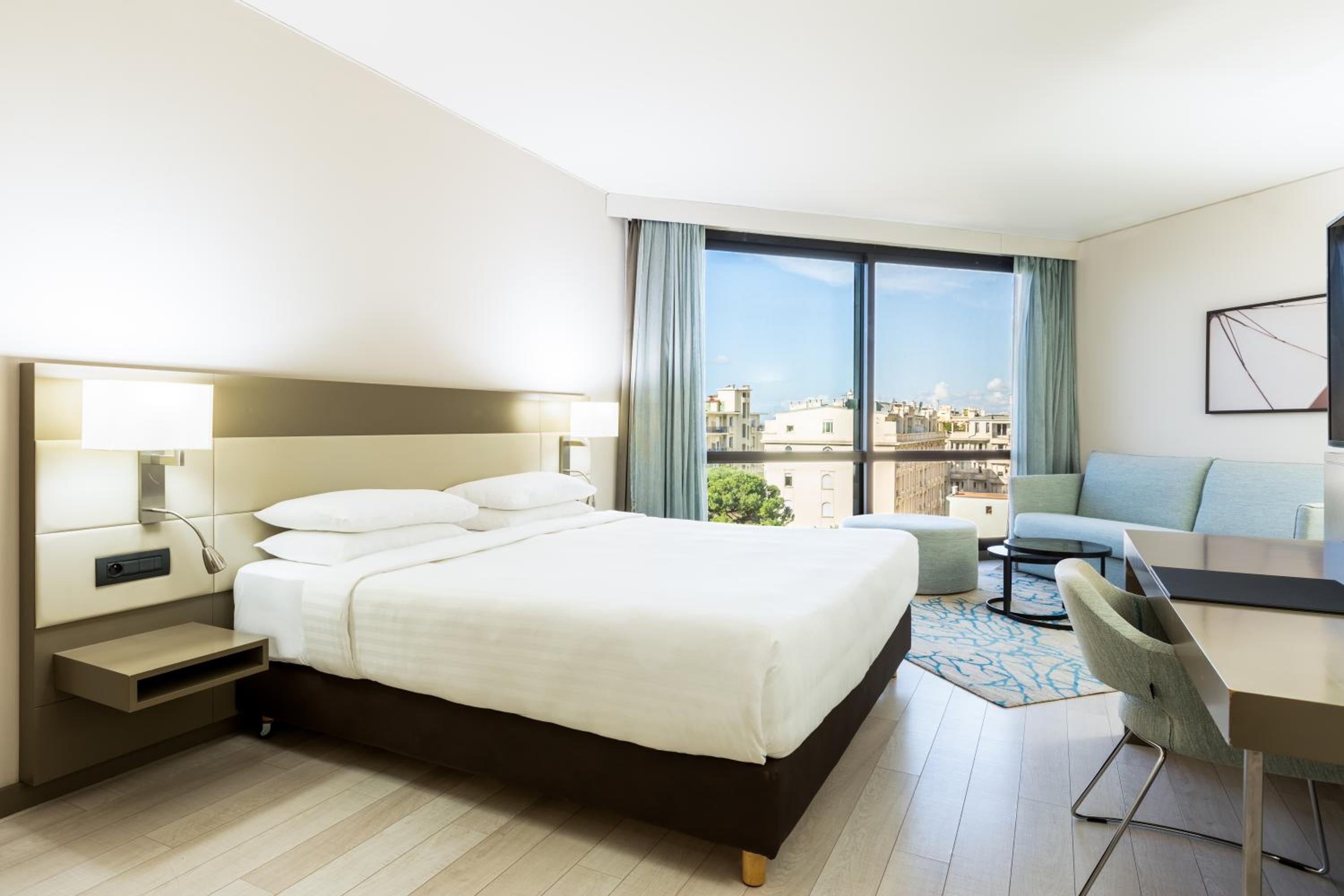 Junior Suite with Sea View - Photo 18
