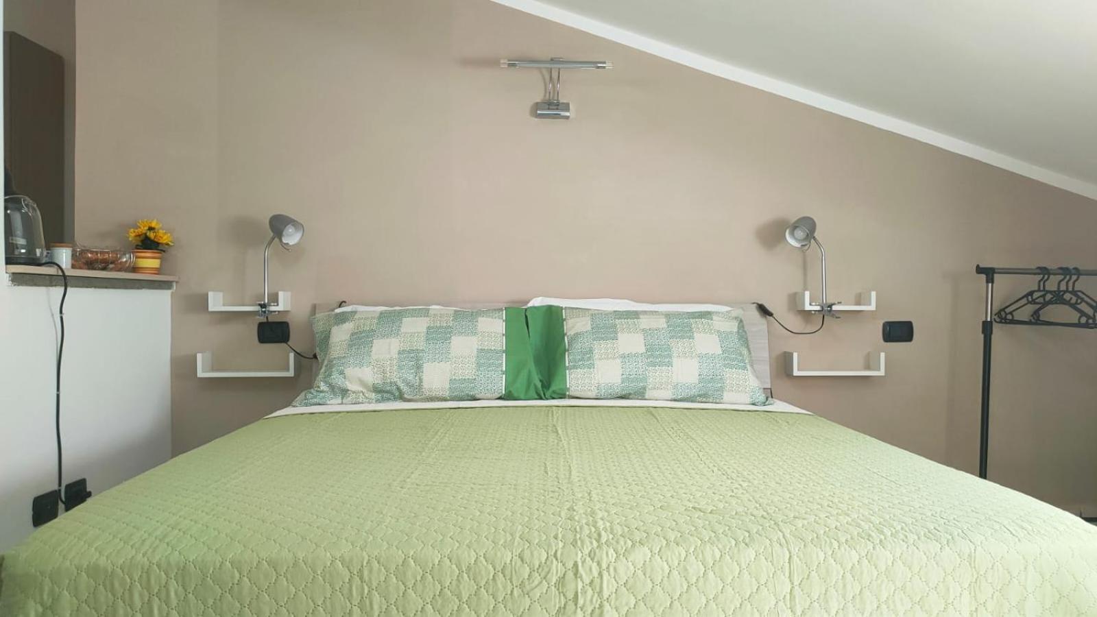 One-Bedroom Apartment photo 3