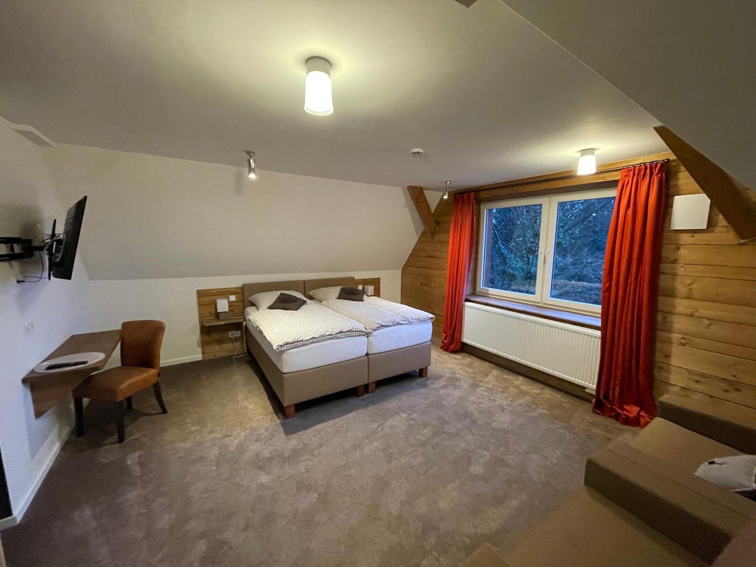Double Room with Private Bathroom