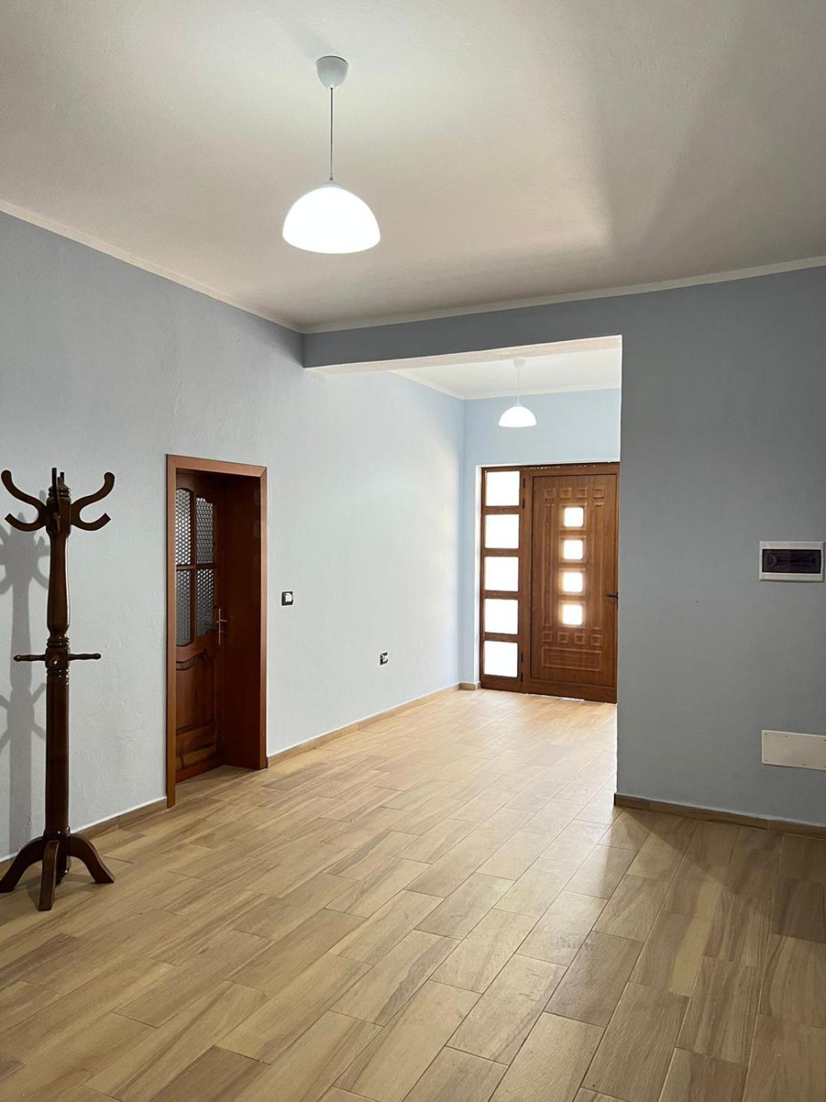 Apartment with Garden View
