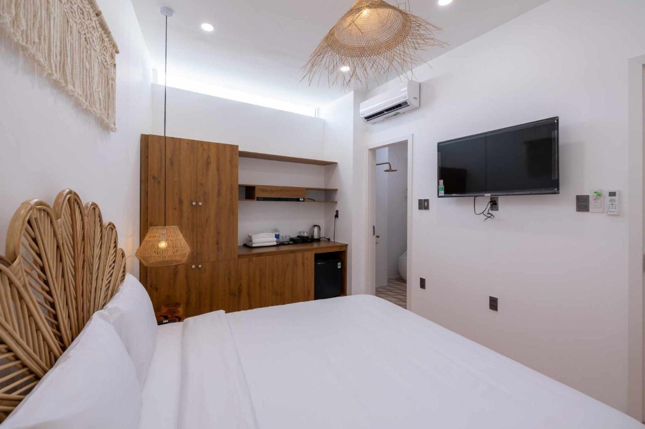 Standard Double Room - Photo 3
