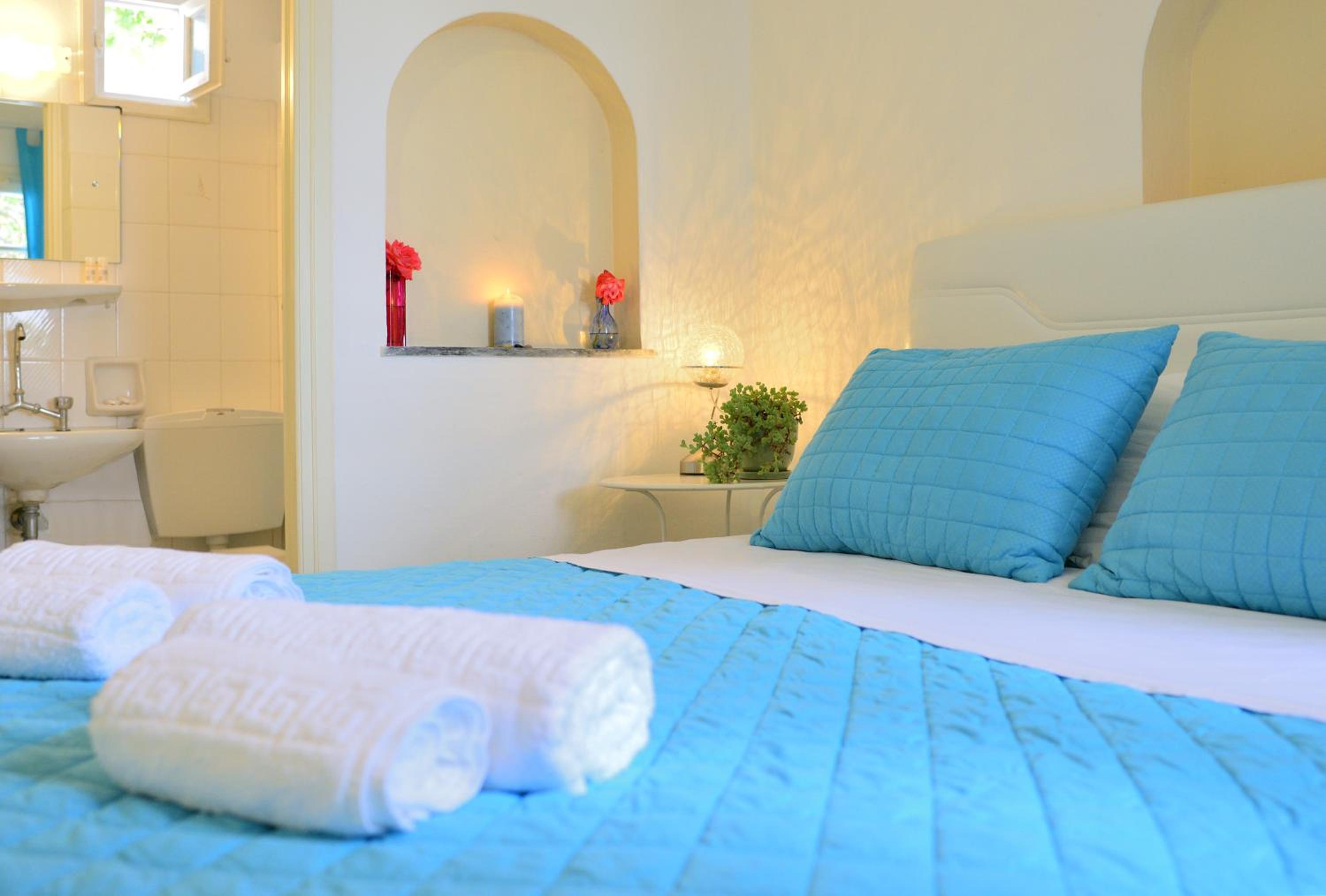 Double Room - Photo 7