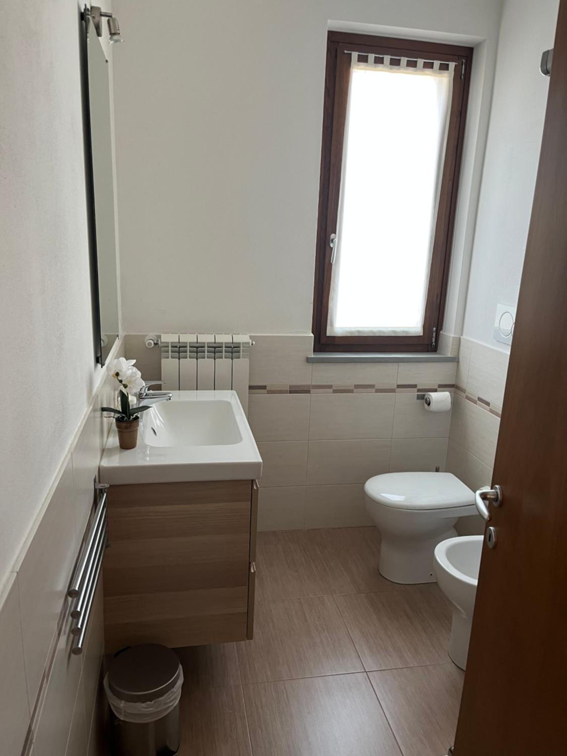 Quadruple Room with Private Bathroom photo 2