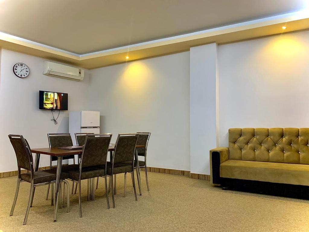 Standard Suite
