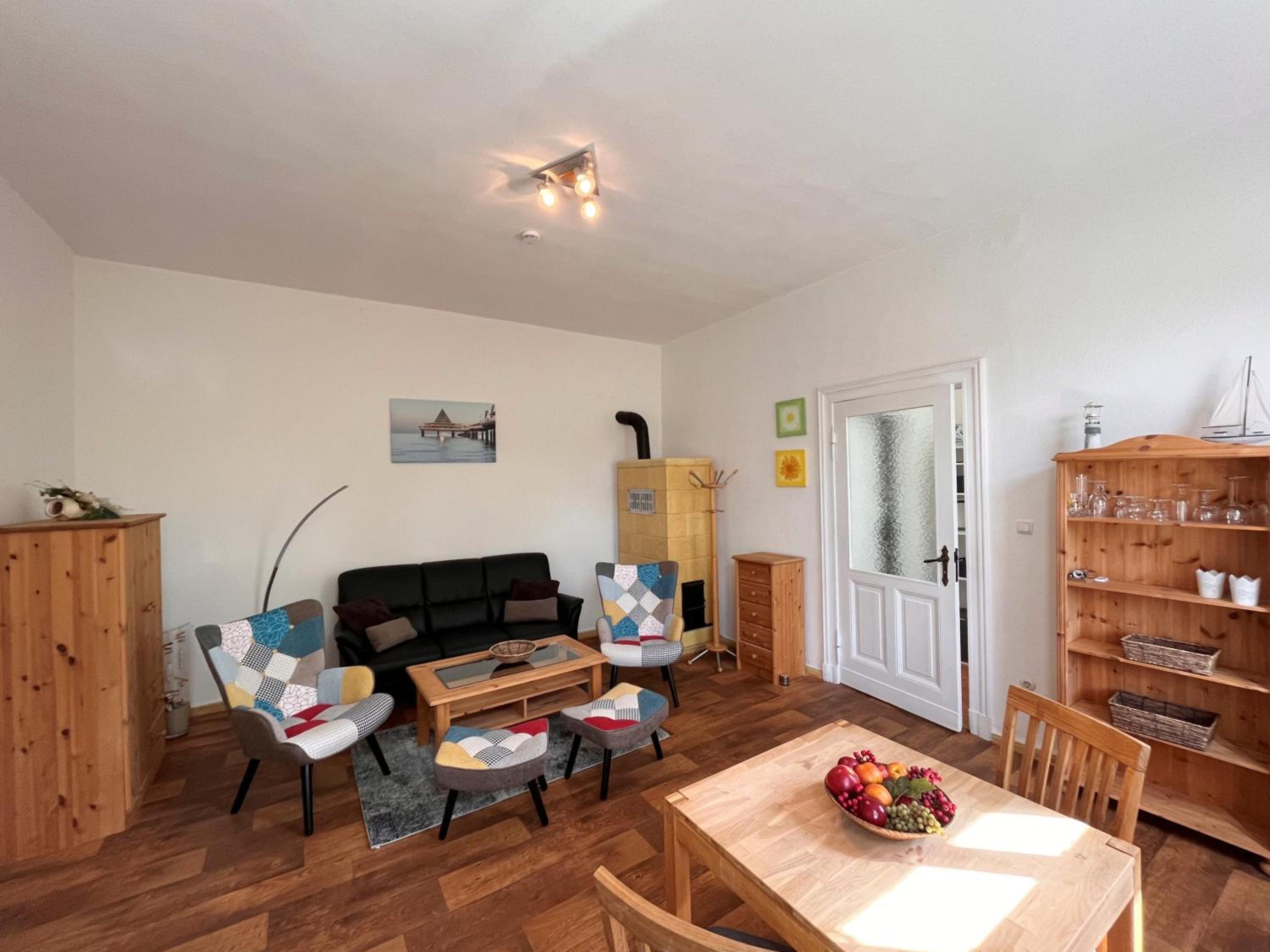 One-Bedroom Apartment with Terrace photo 3