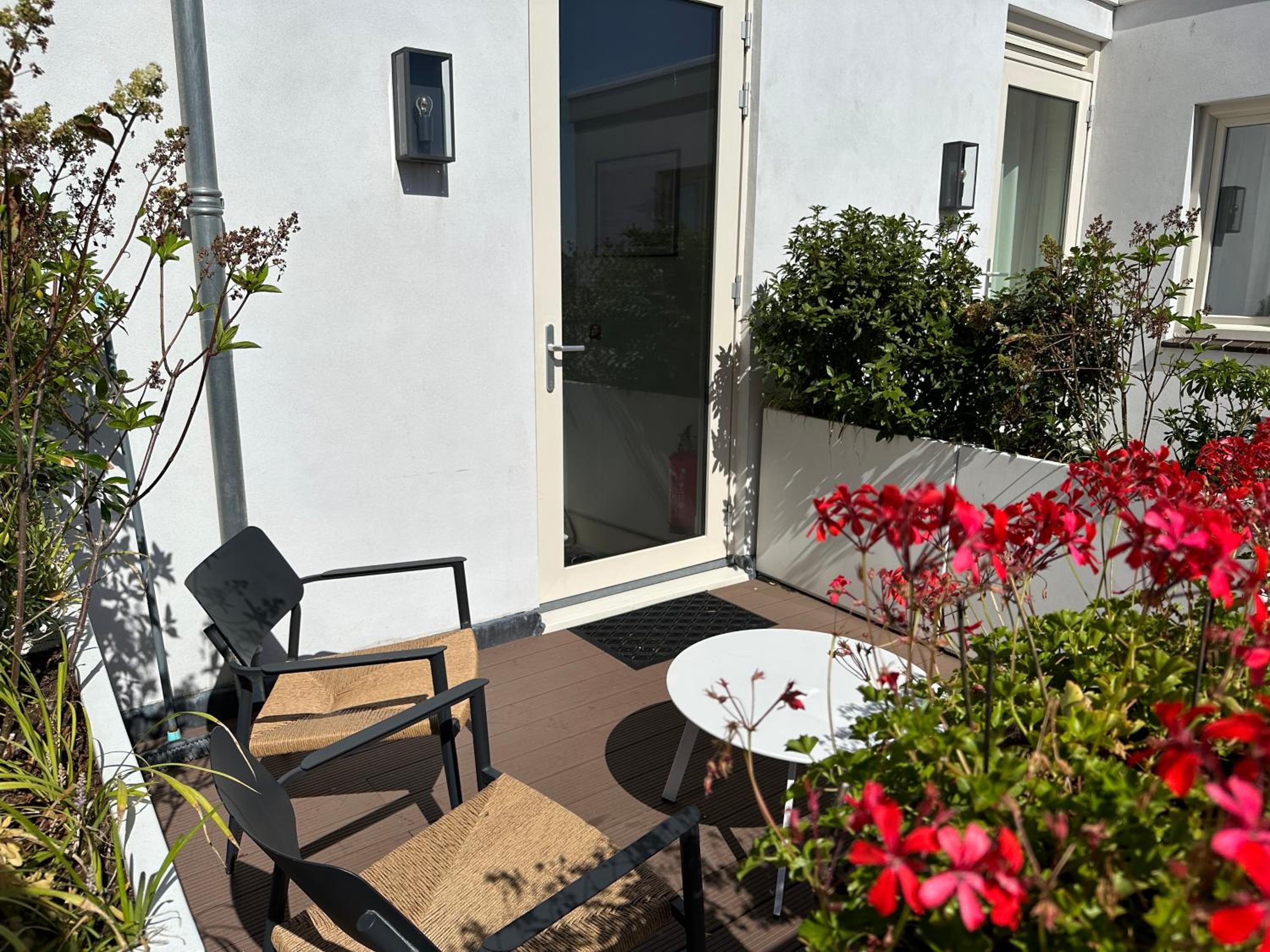 Suite with Terrace - Photo 18