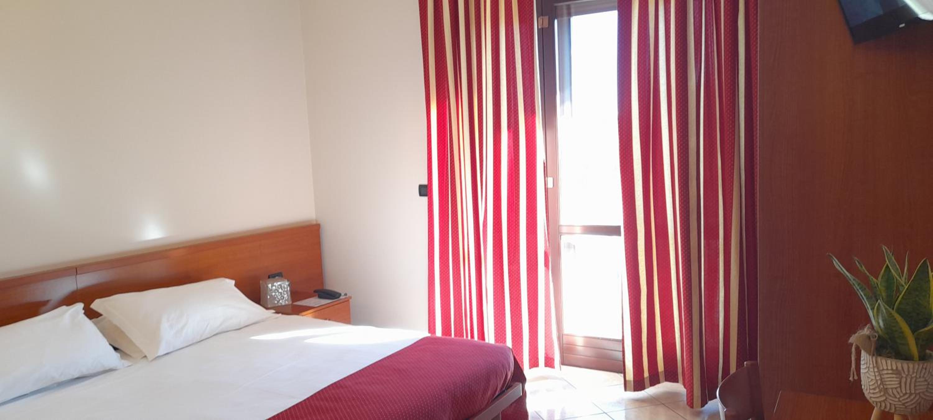 Double Room - Photo 1