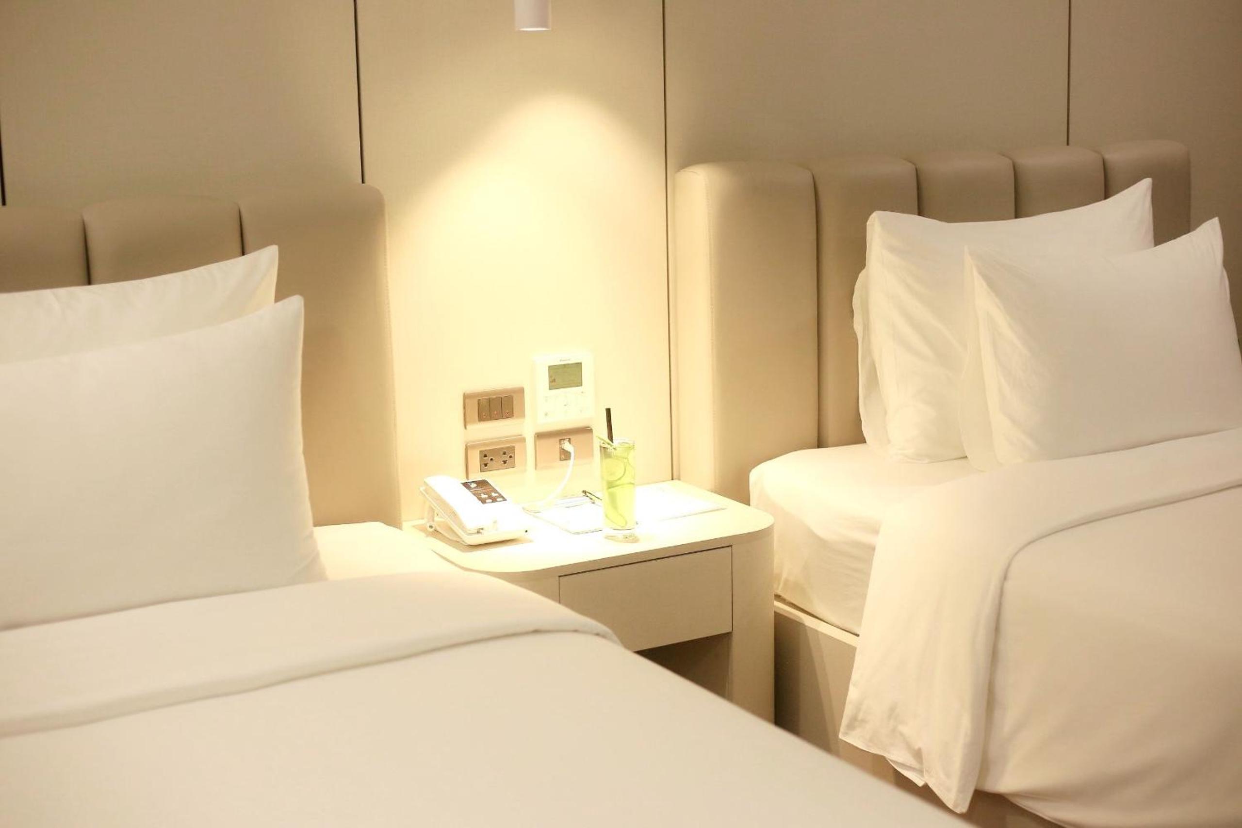 Superior Twin Room - Photo 5