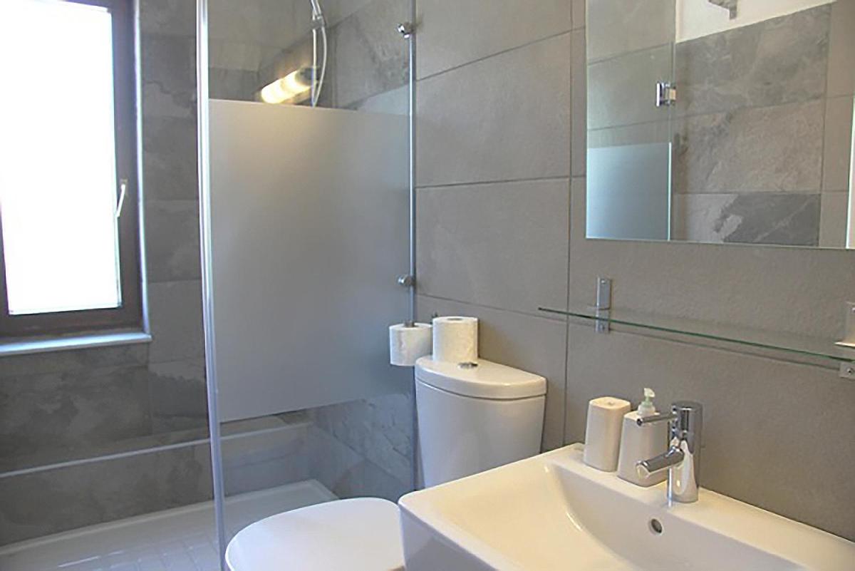 Apartment - Ground Floor photo 2