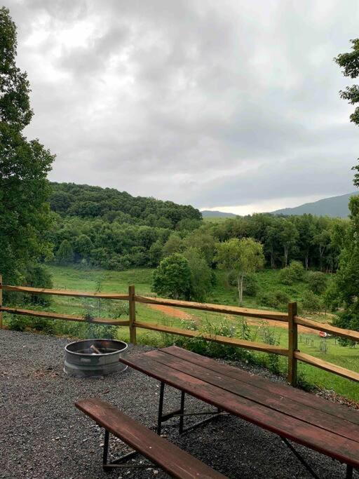 Two-Bedroom House photo 3