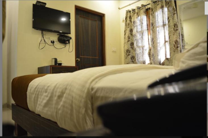 Standard Double Room photo 2