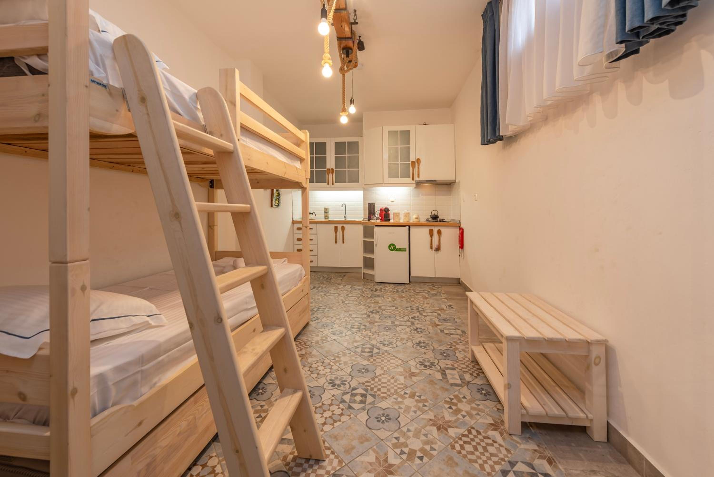 Two-Bedroom House - Photo 44