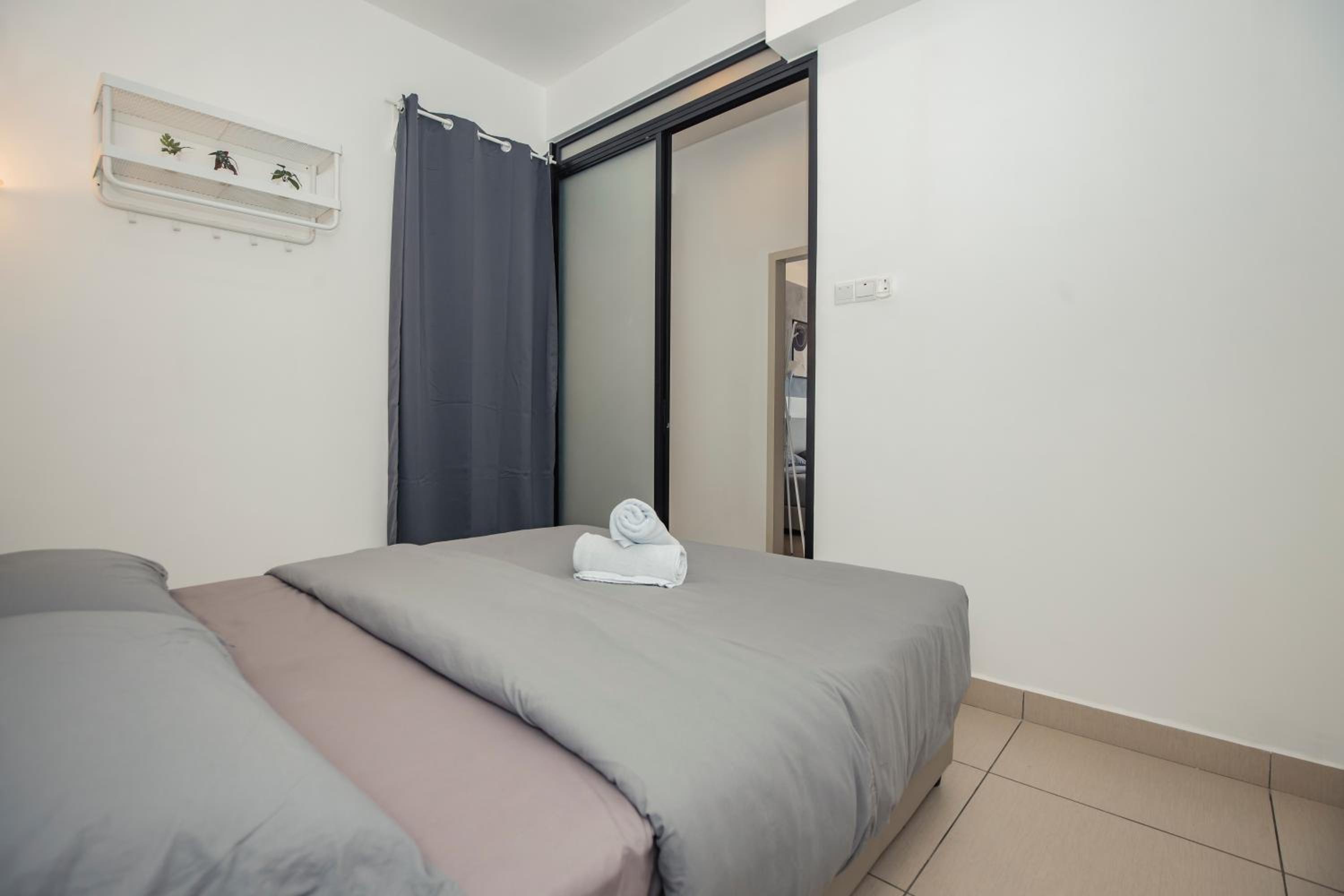 Two-Bedroom Apartment - Photo 34