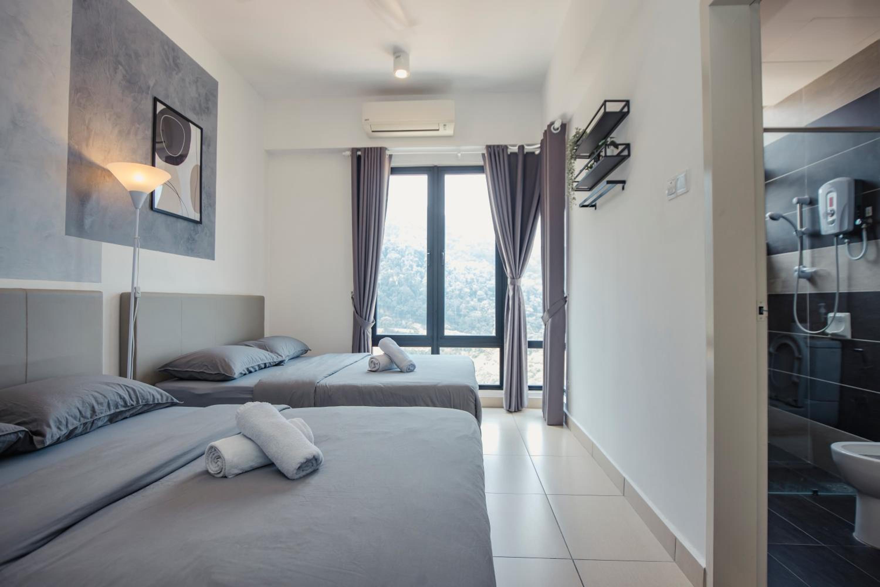 Two-Bedroom Apartment - Photo 36