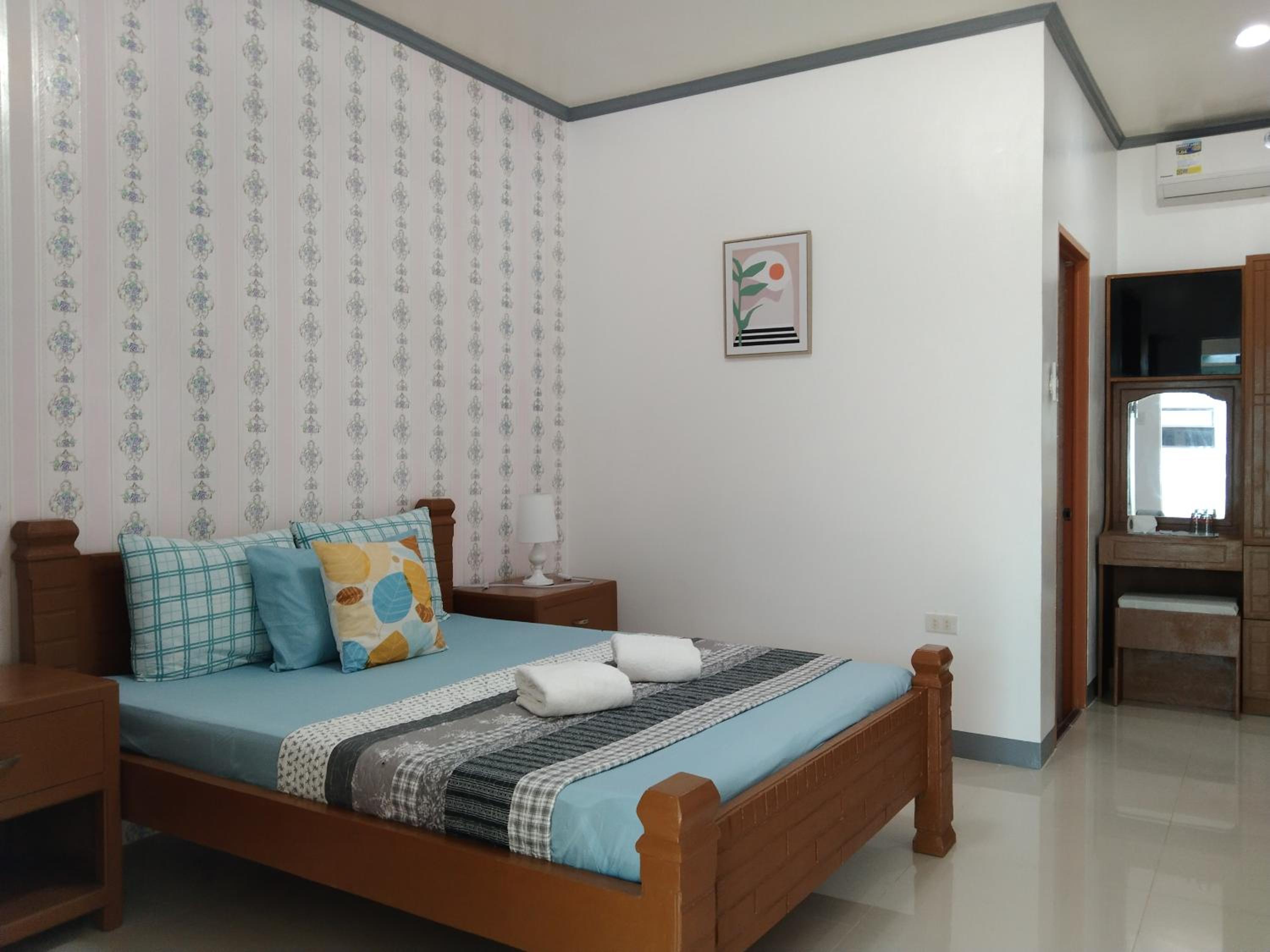 Double Room with Private Bathroom photo 2