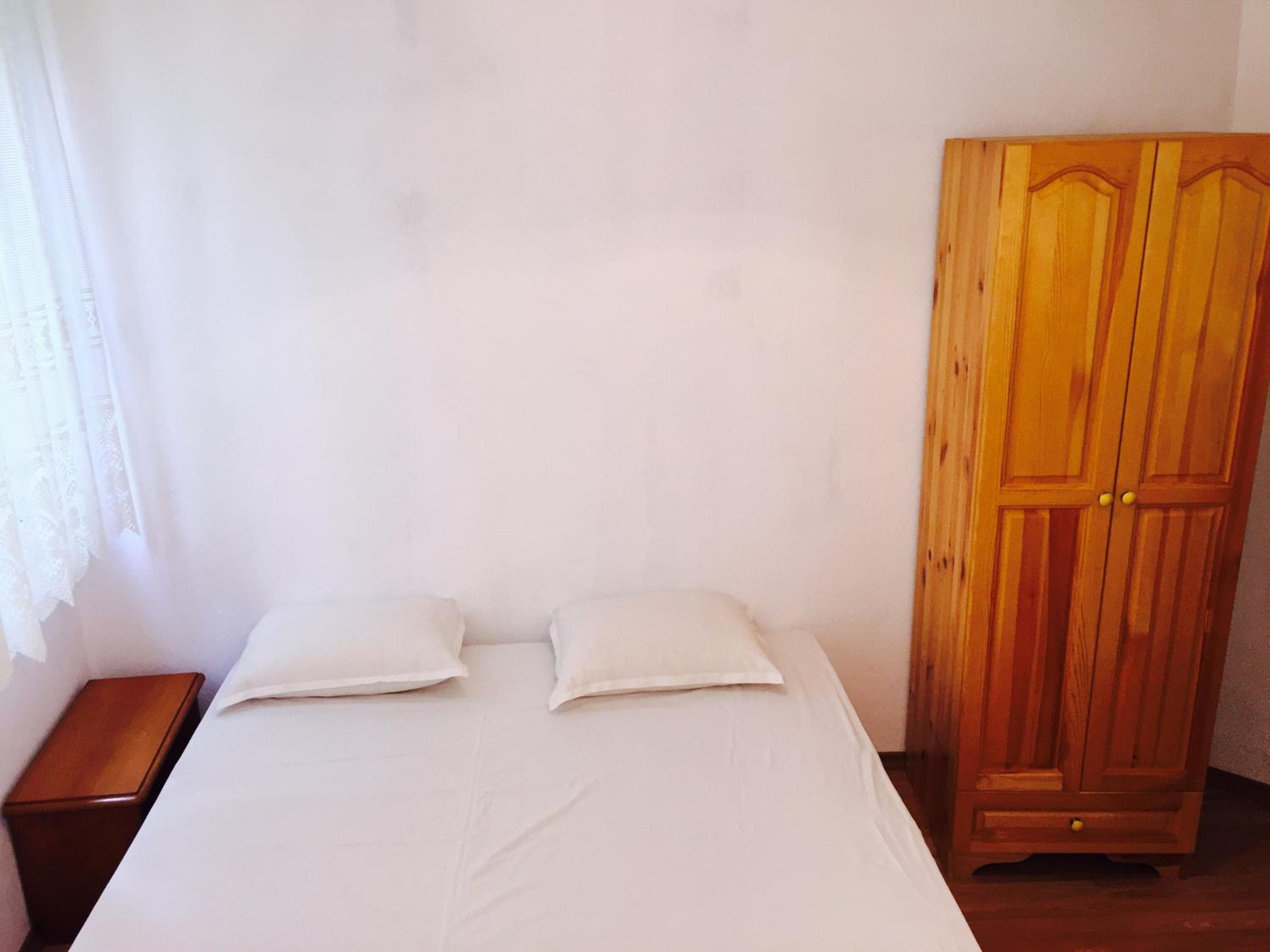 Double Room With Shared Bathroom photo 2