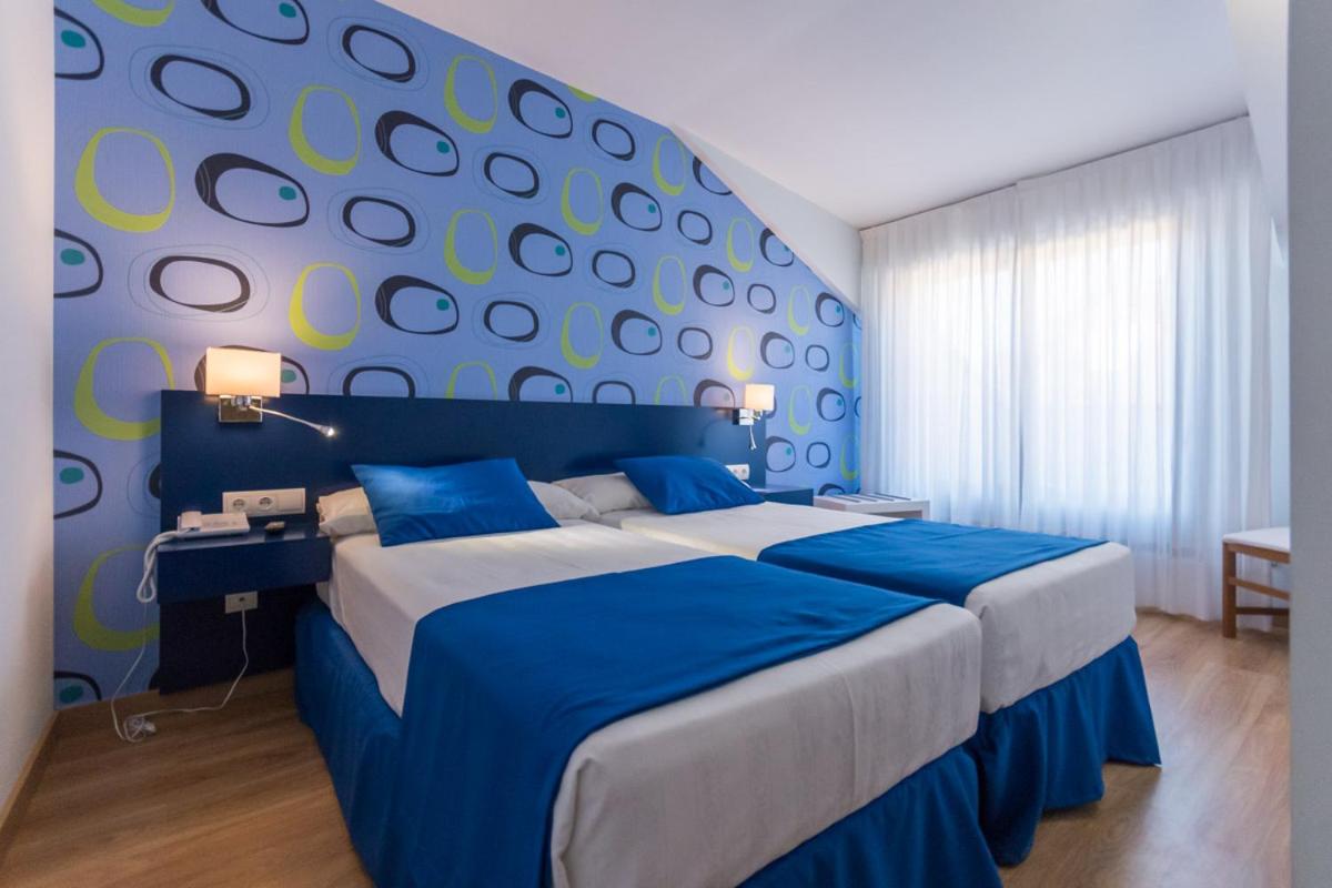 Double or Twin Room photo 2