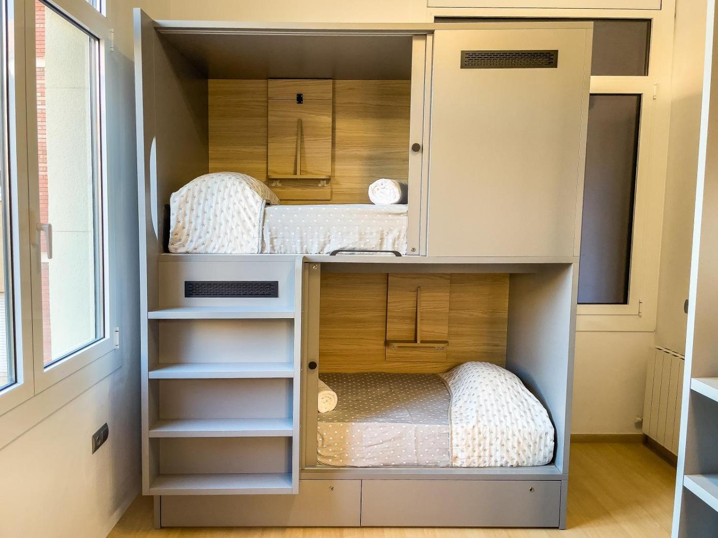 Habitación Cuádruple con Baño Privado