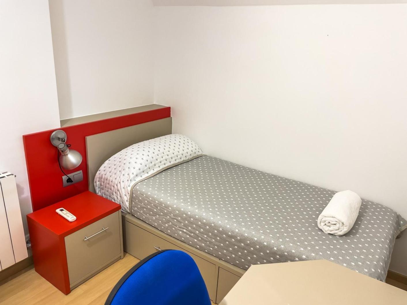 Habitación individual con baño privado